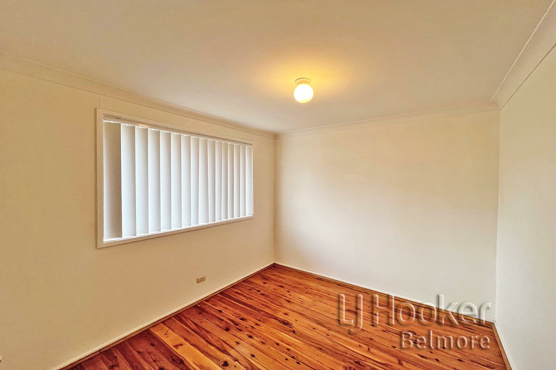16 Lucinda Ave, GEORGES HALL