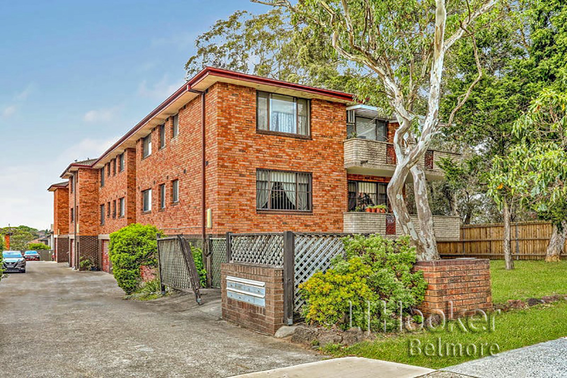 2/33 Fairmount Street, LAKEMBA