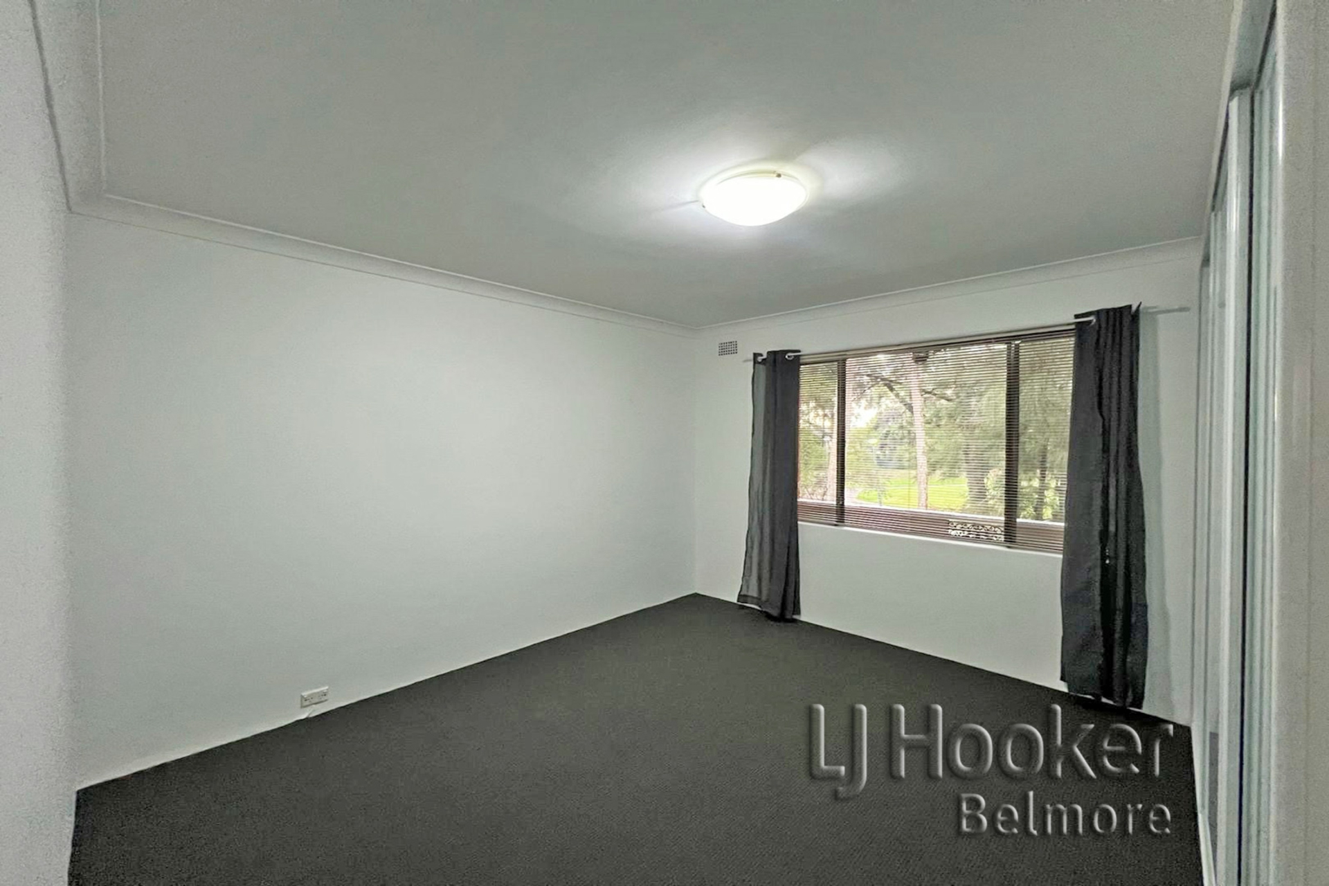 2/33 Fairmount Street, LAKEMBA