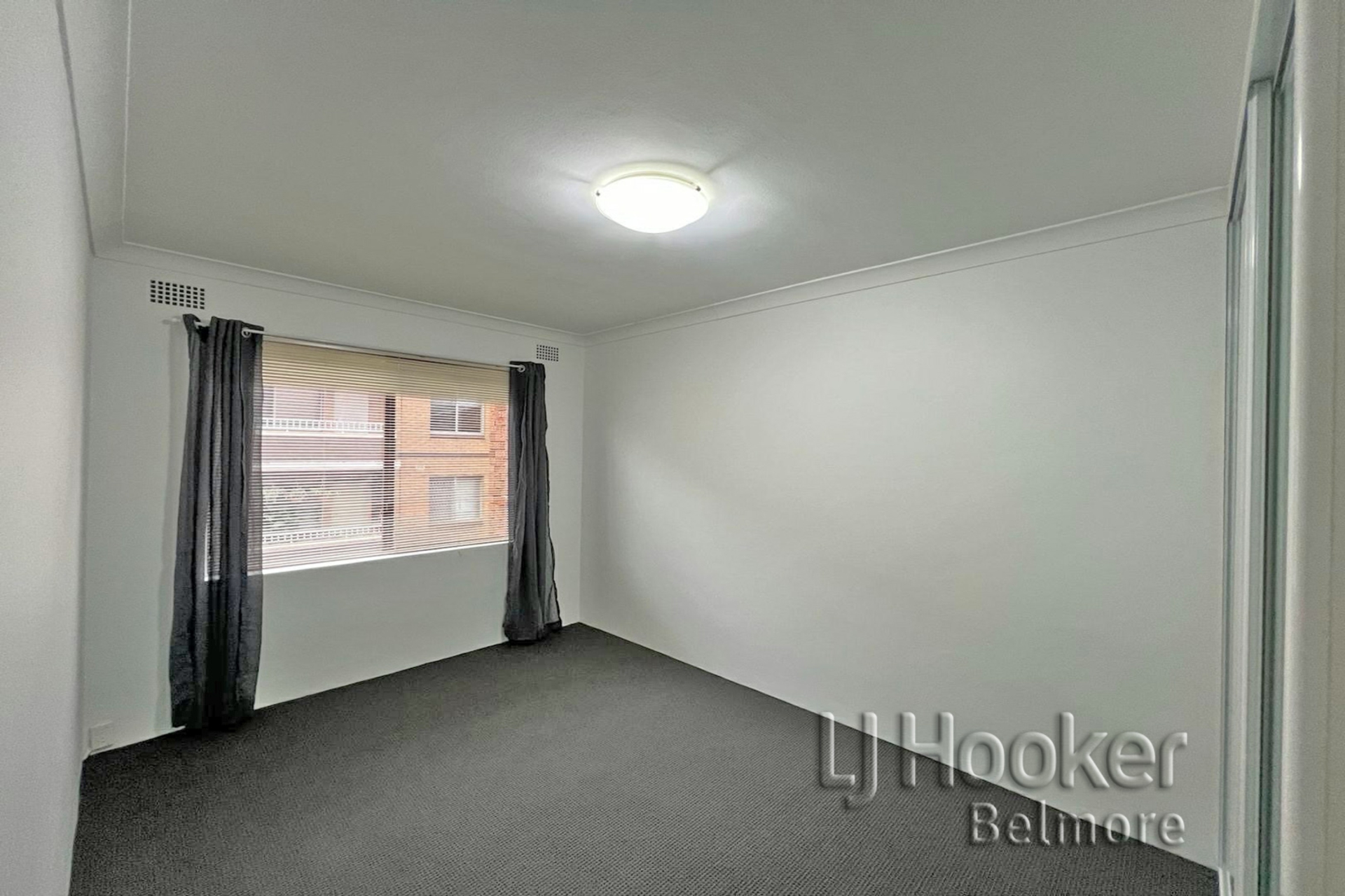 2/33 Fairmount Street, LAKEMBA