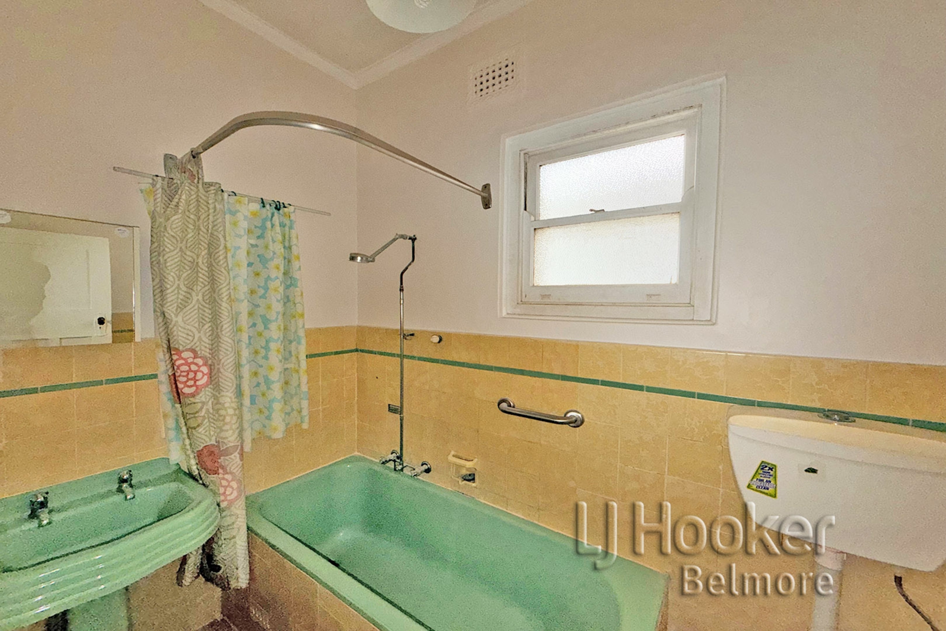 2/414 Burwood Road — photo 4 of 4