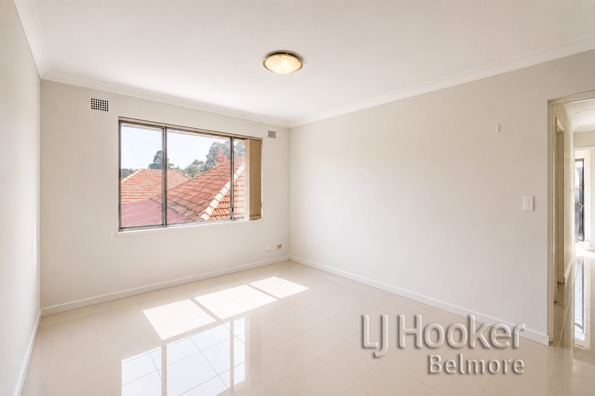 4/74 Knox Street — photo from LJ Hooker Belmore