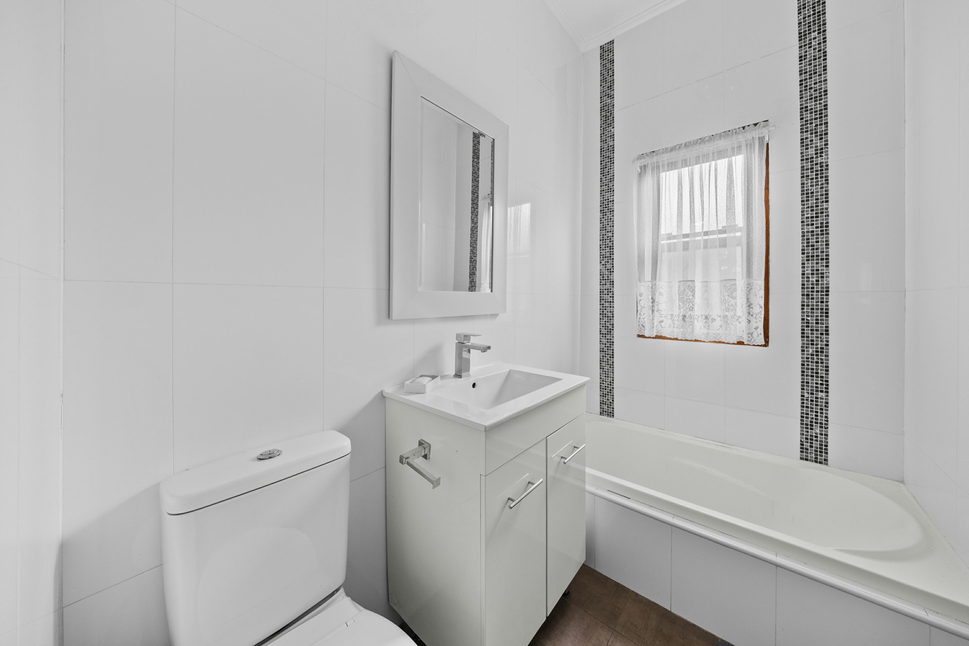 74 Renown Avenue — photo 7 of 12