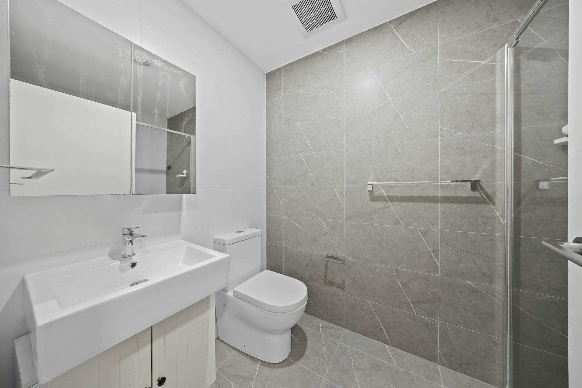 202/440 Burwood Road — photo 5 of 10