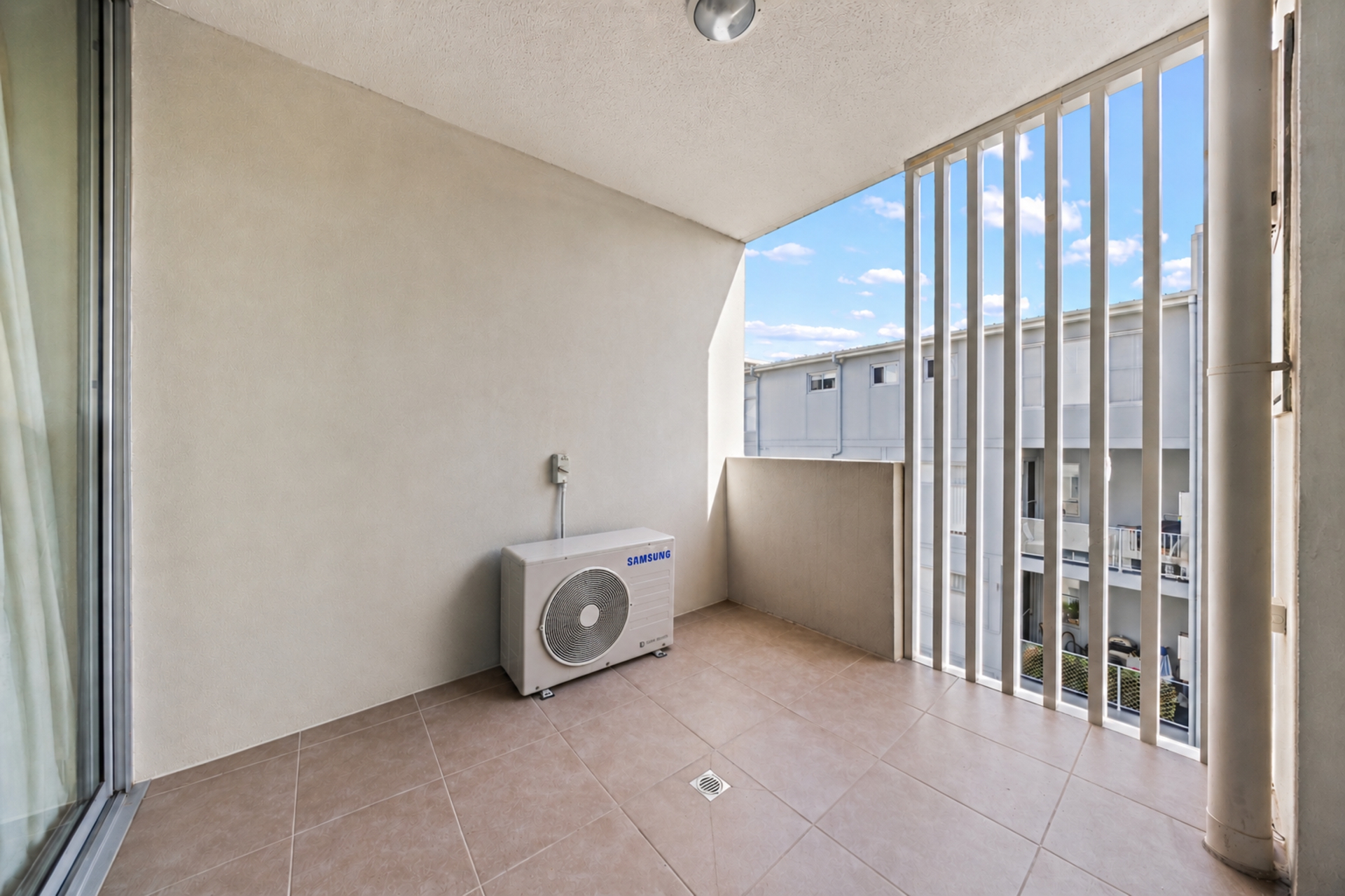 22/529 Burwood Road — photo 5 of 6