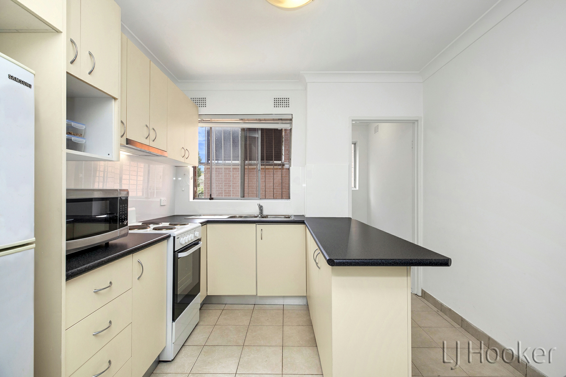 1/22 Kathleen Street — photo from LJ Hooker Belmore