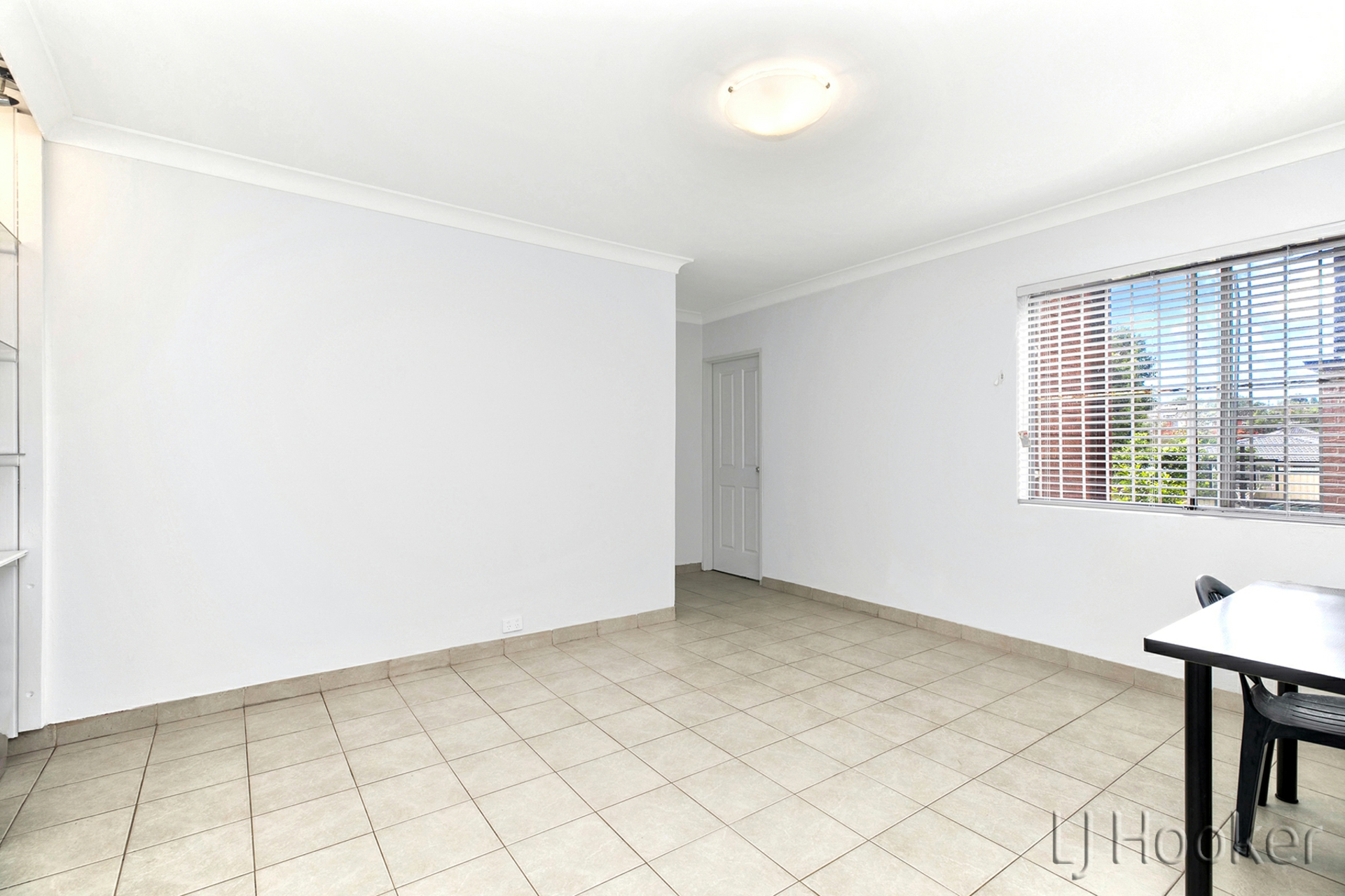 1/22 Kathleen Street — photo 2 of 5