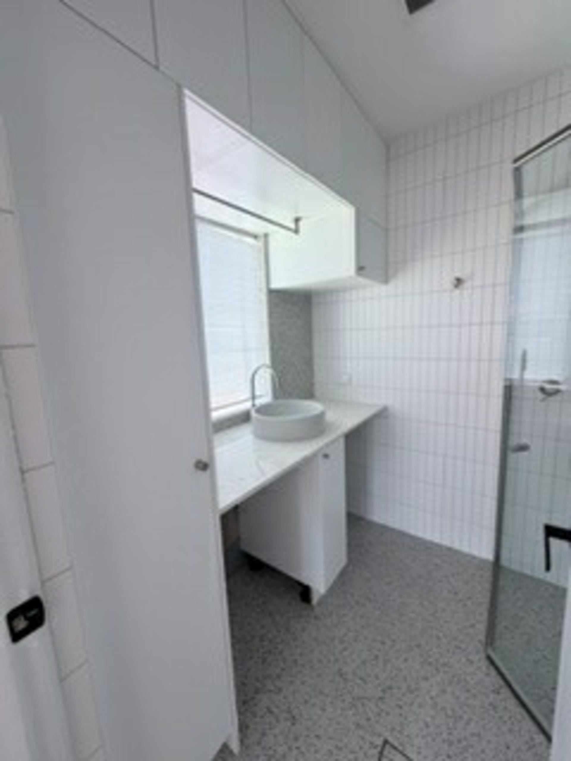 2 Nicoll Street — photo 8 of 9