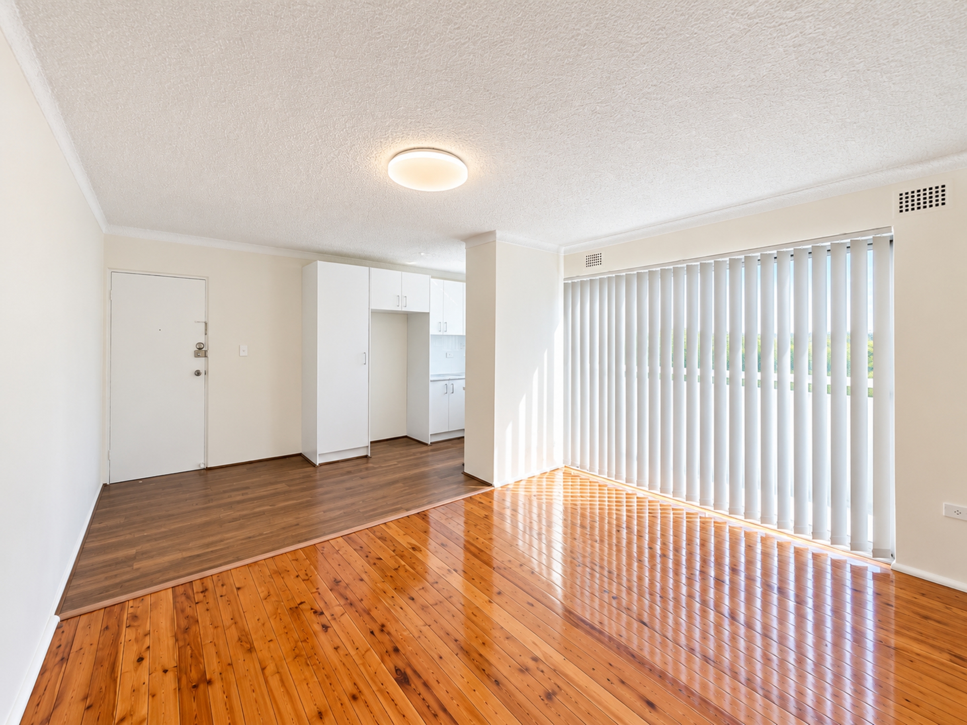 4/4 Leylands Parade — photo from LJ Hooker Belmore