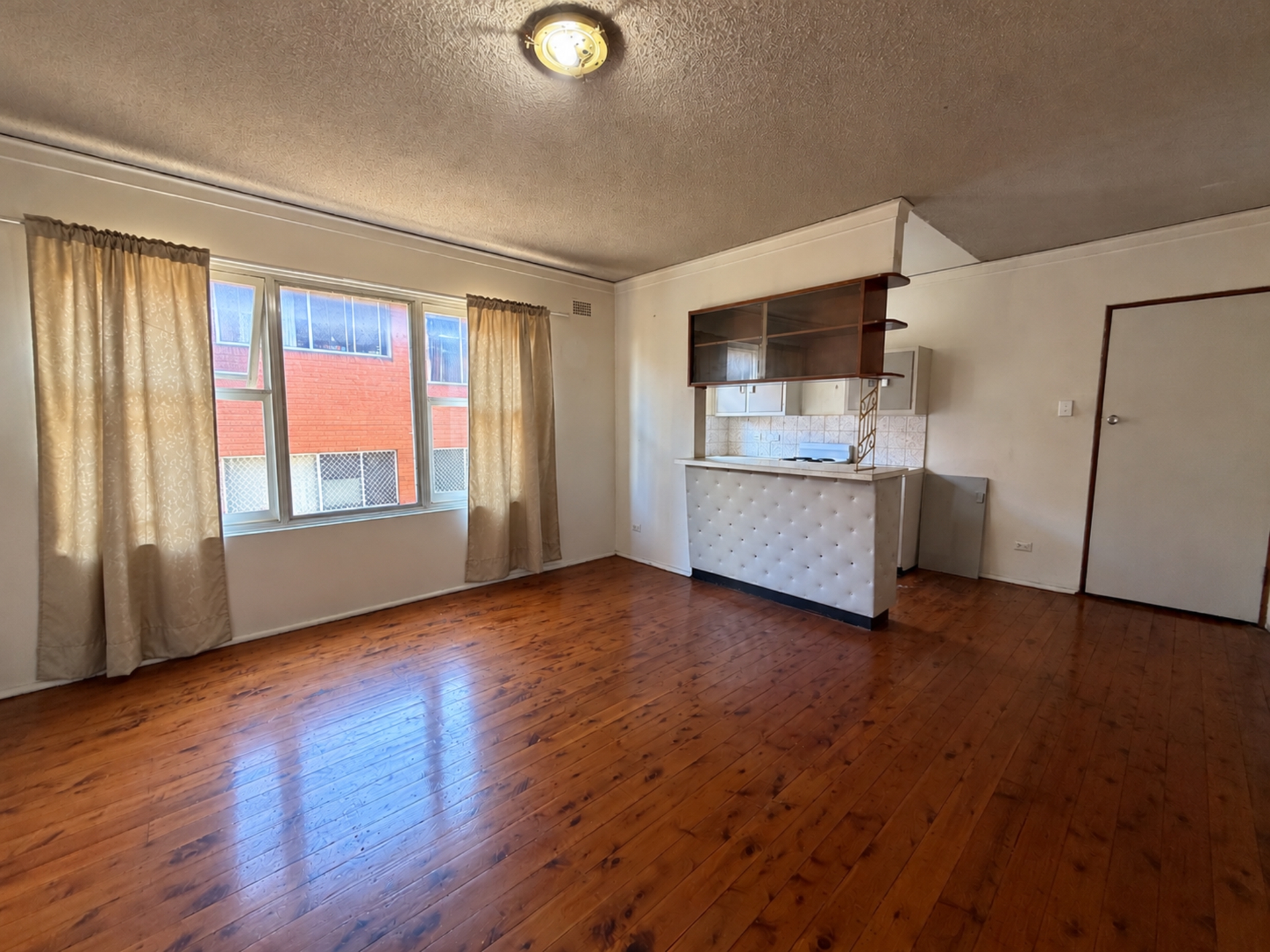 4/14 Denman Avenue — photo from LJ Hooker Belmore