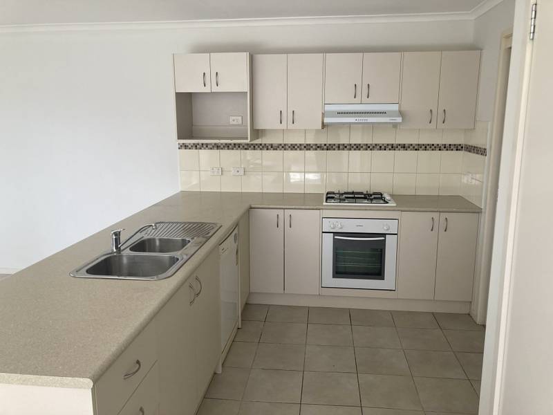 16 Smithacres Road, MONTROSE