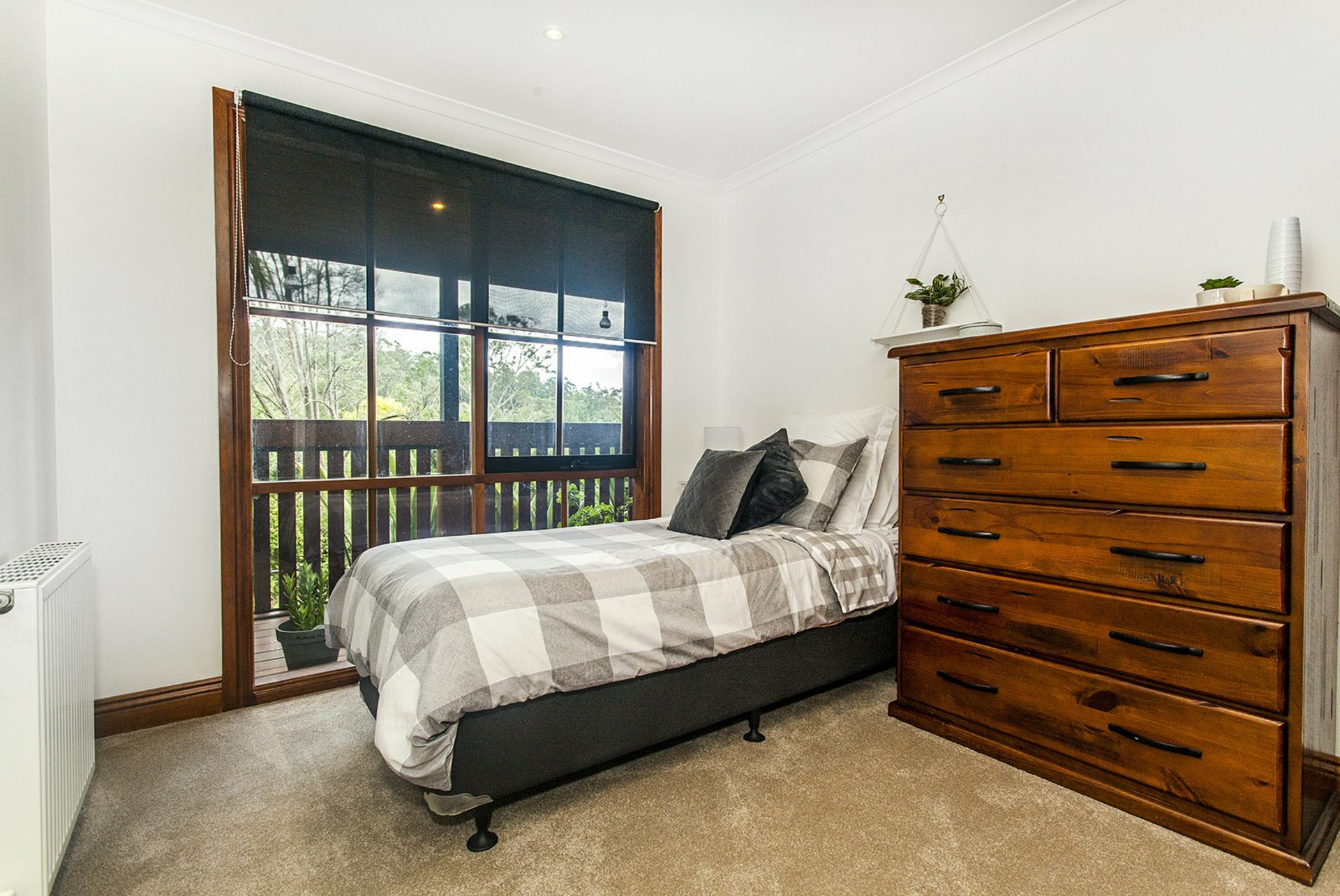 12 Fern Street, THE BASIN