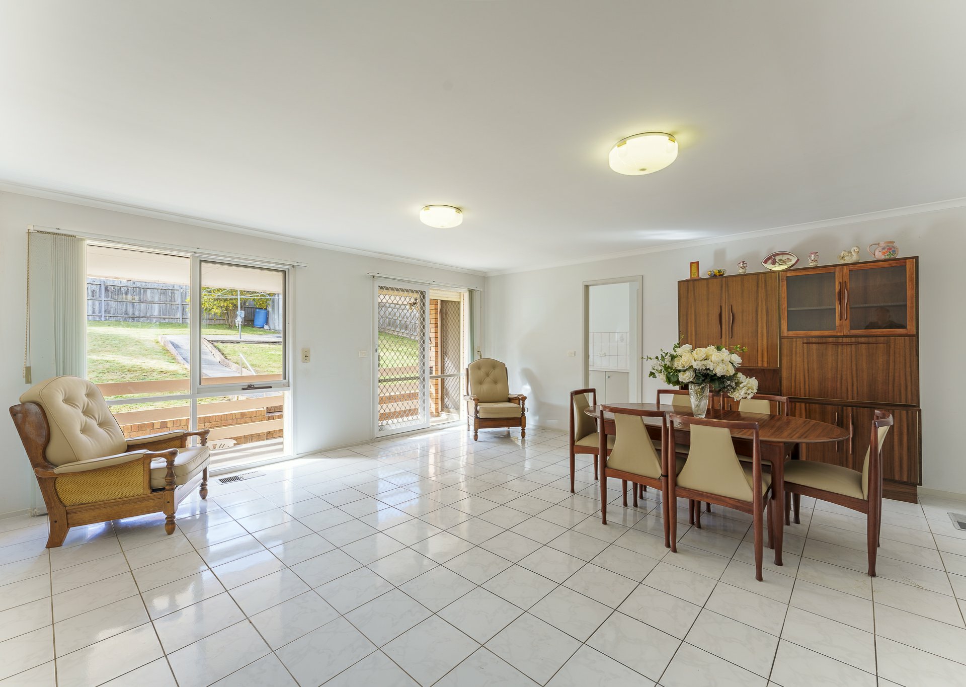 14 Sugarloaf Drive — photo 4 of 9
