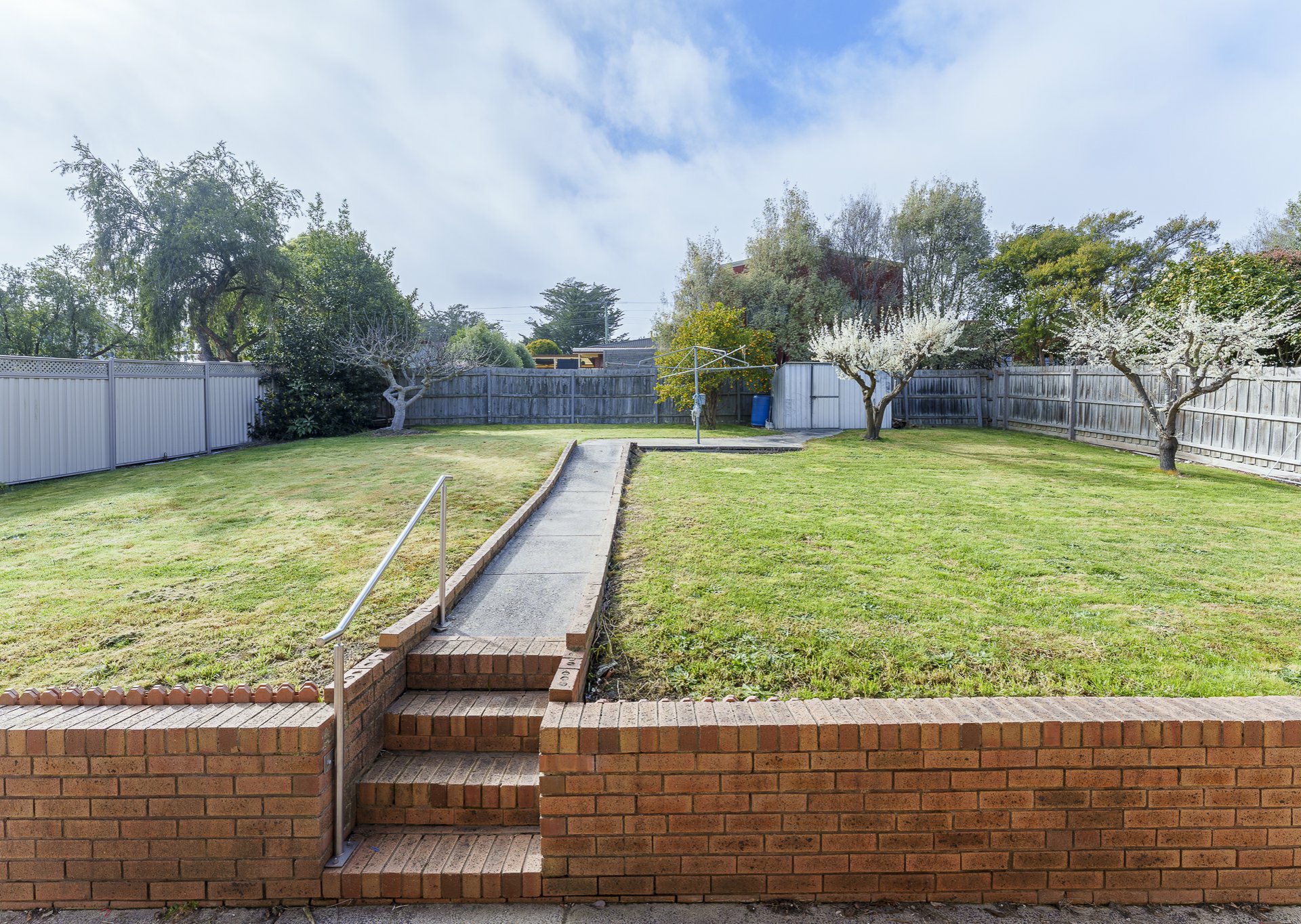 14 Sugarloaf Drive — photo 8 of 9