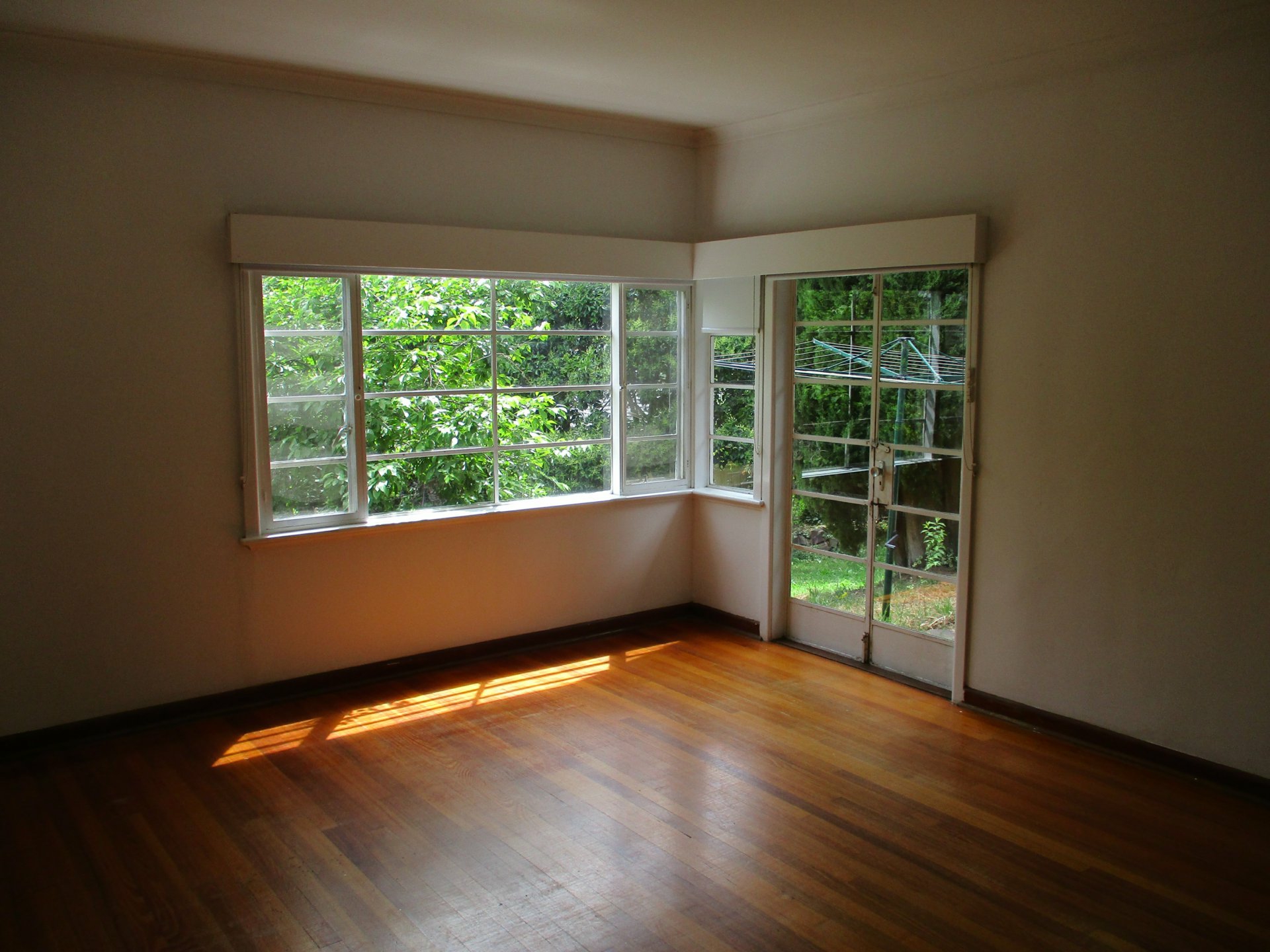 40 Central Avenue — photo 2 of 7