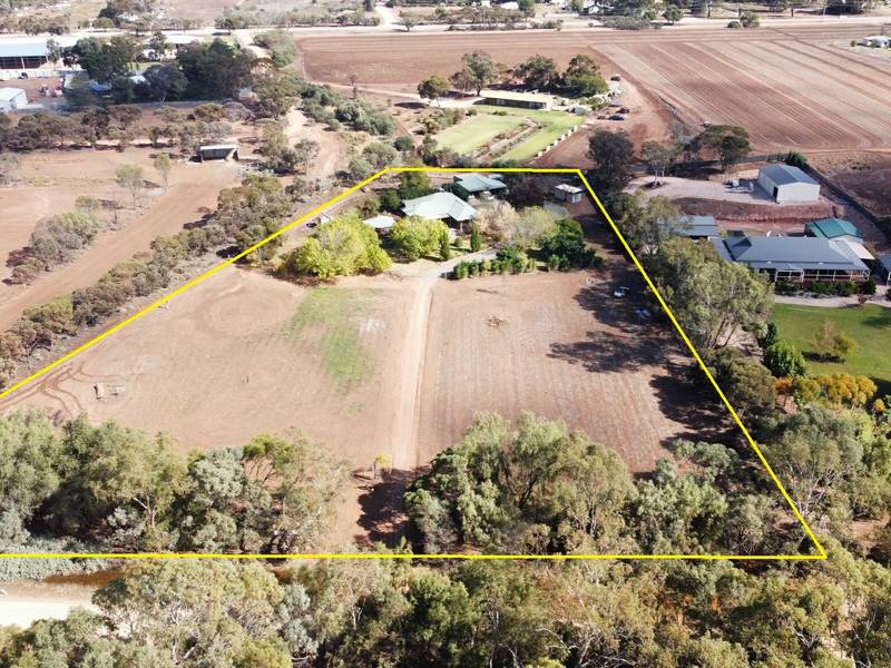 299 River Road, Nyah
