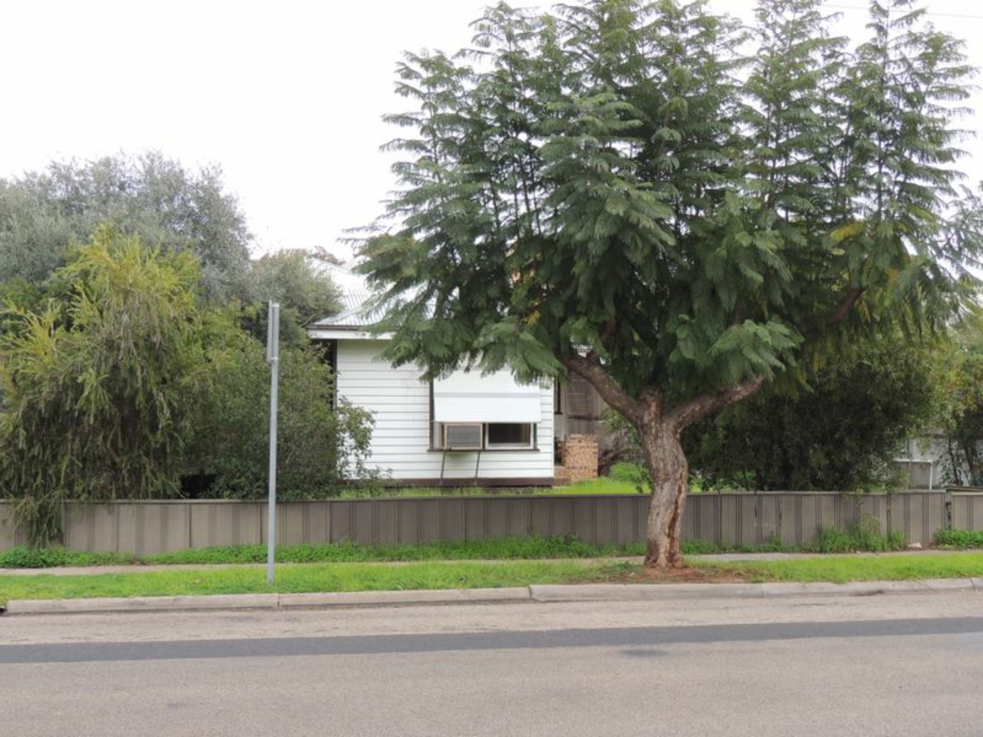 80 Stradbroke Avenue Swan Hill VIC Property Details LJ Hooker