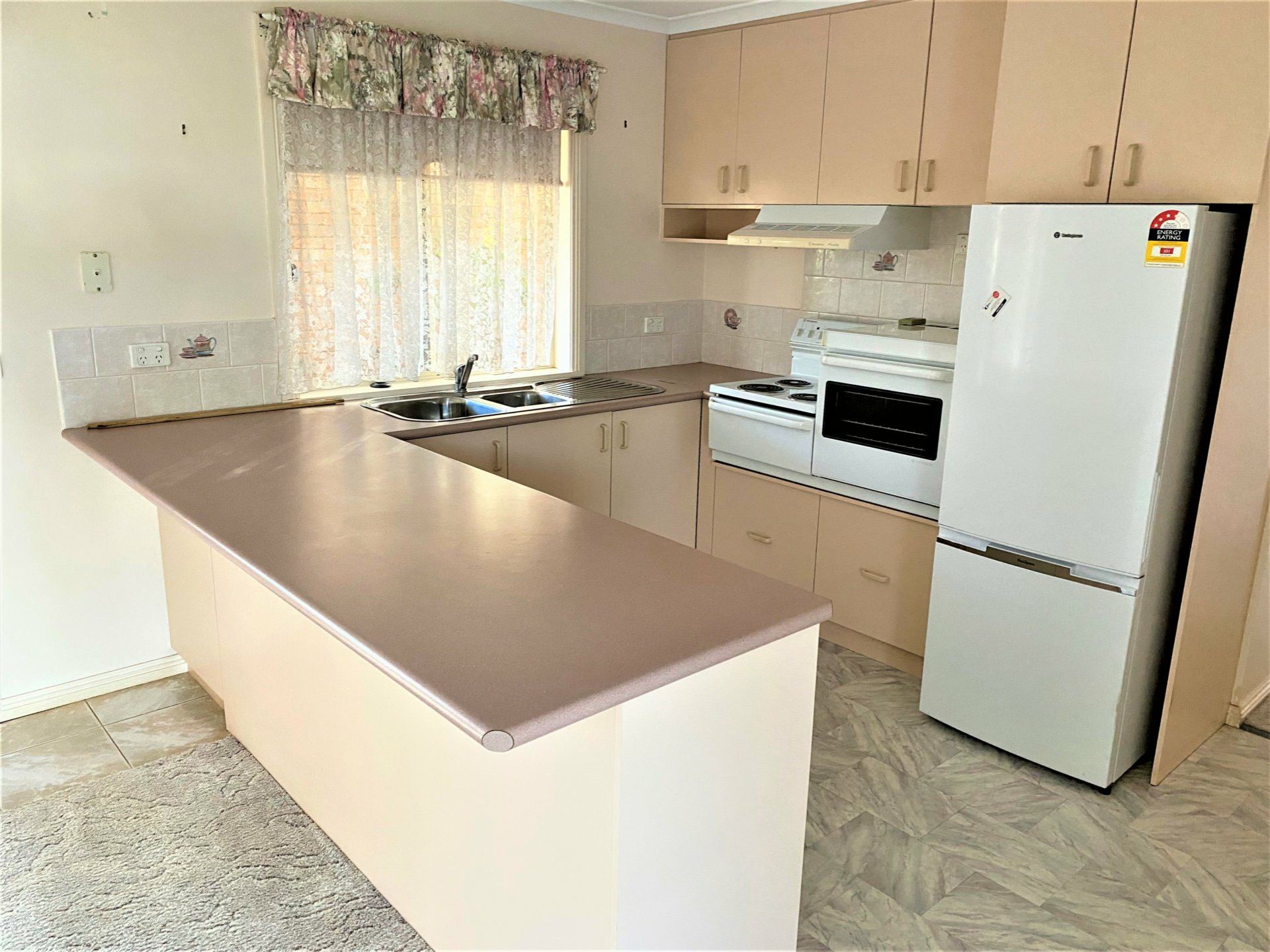 Unit 1/16 Gummow Street, SWAN HILL