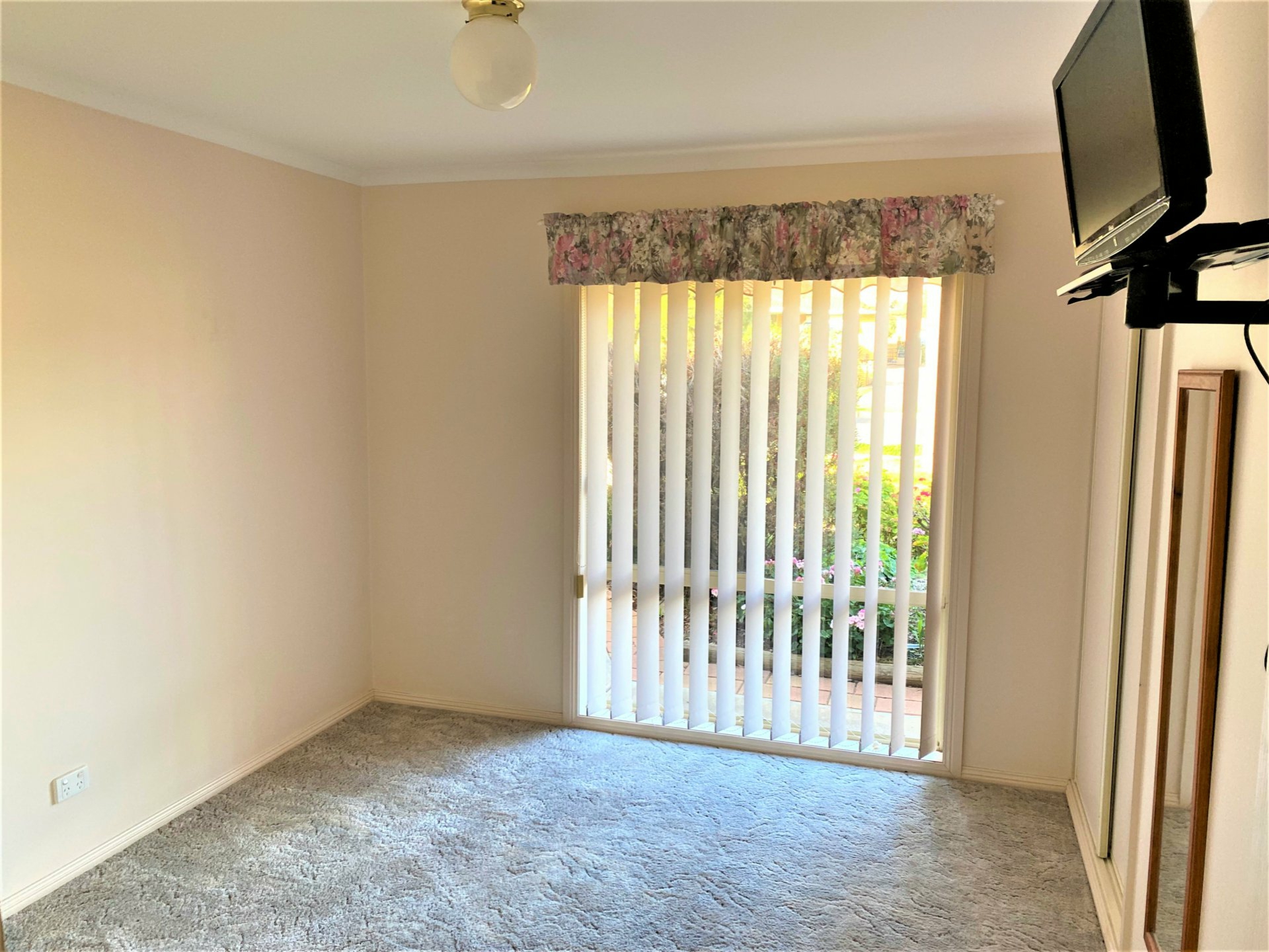 Unit 1/16 Gummow Street, SWAN HILL