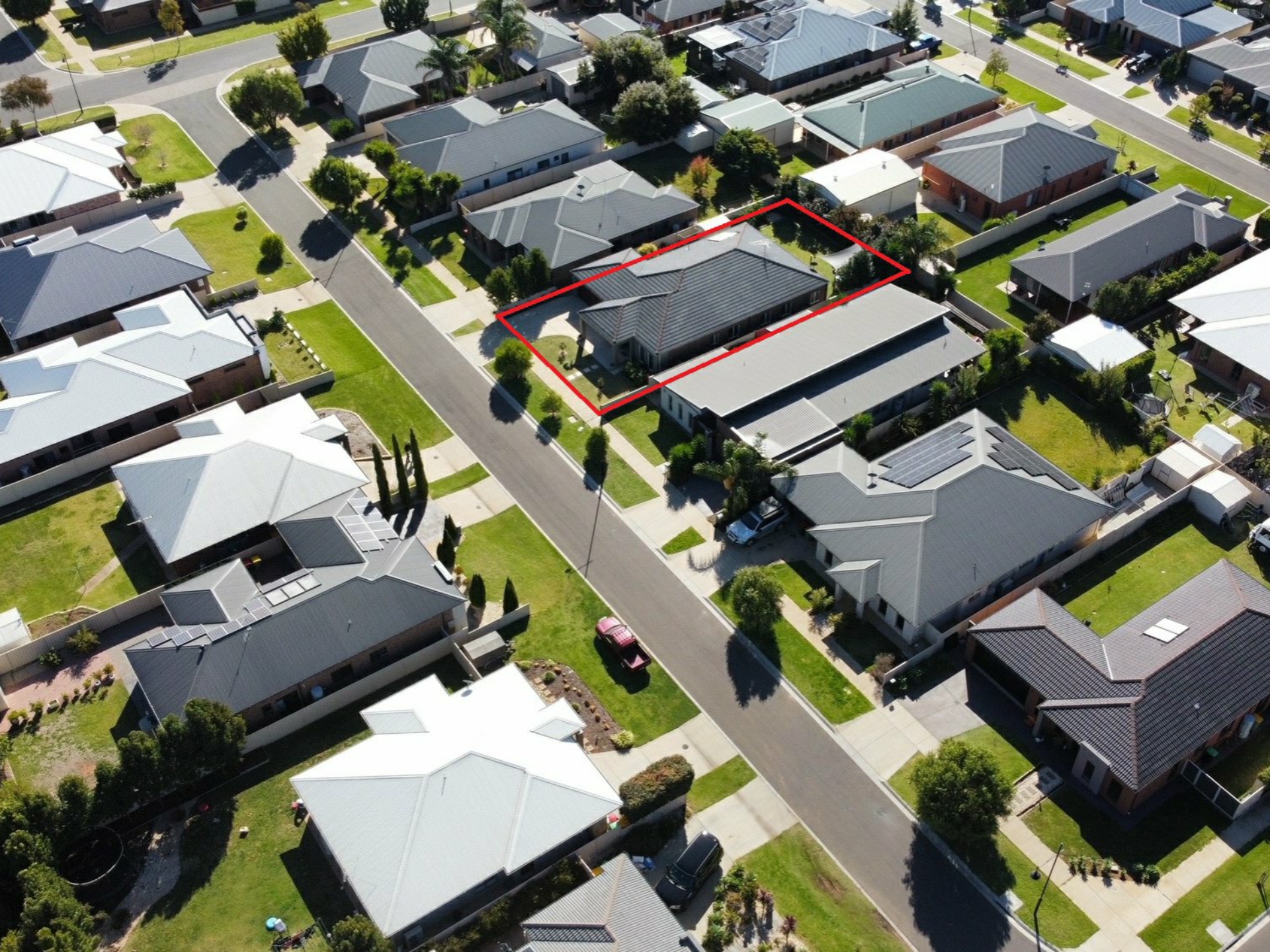 8 Dundas Lane, SWAN HILL