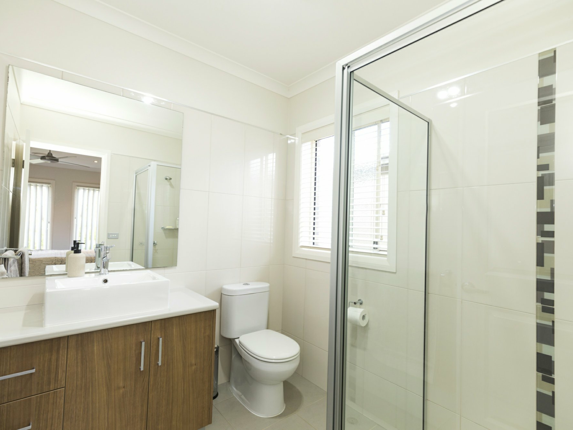 8 Dundas Lane, SWAN HILL