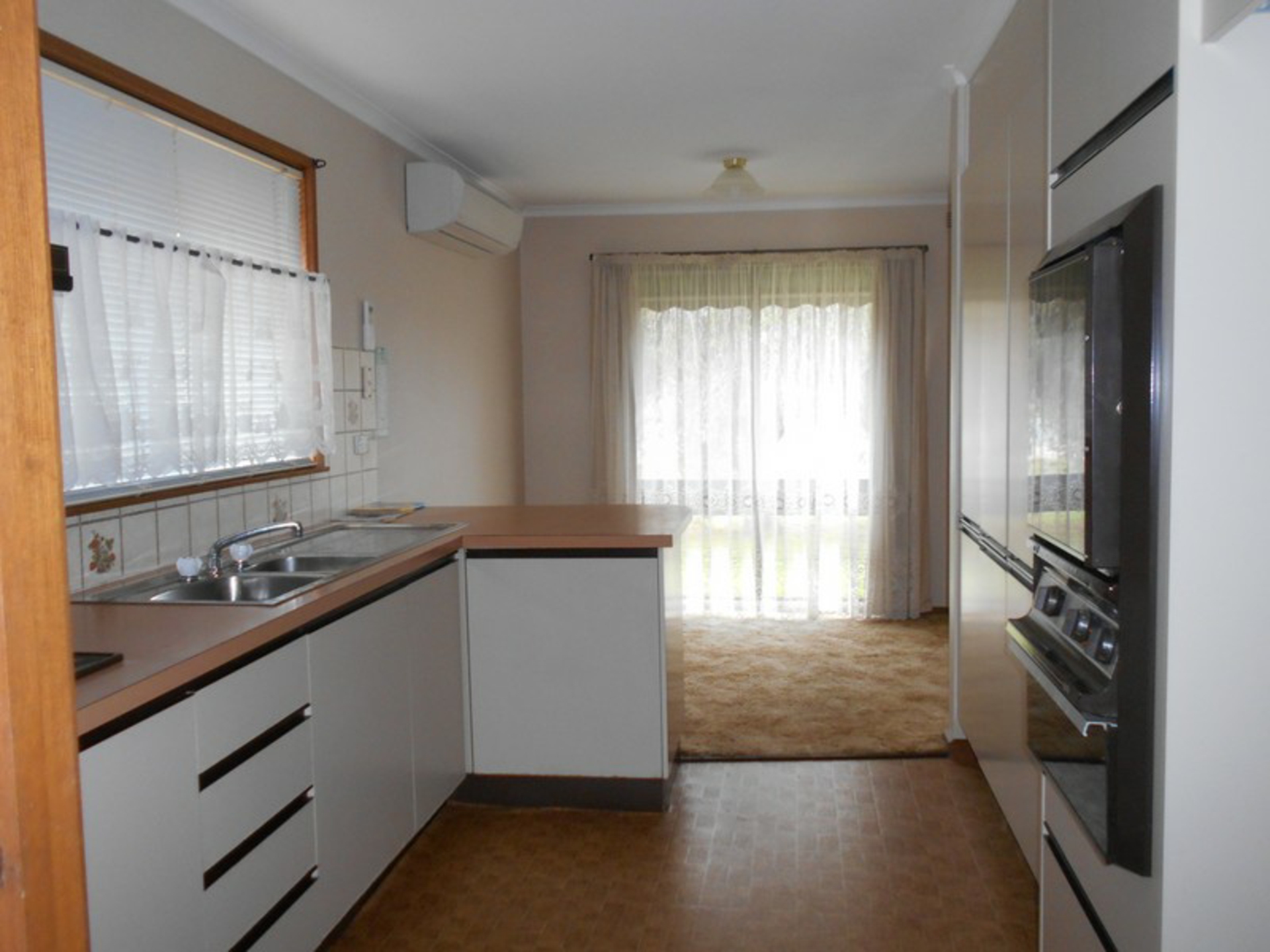 Unit 1/167 McCallum Street Swan Hill VIC Property Details LJ Hooker