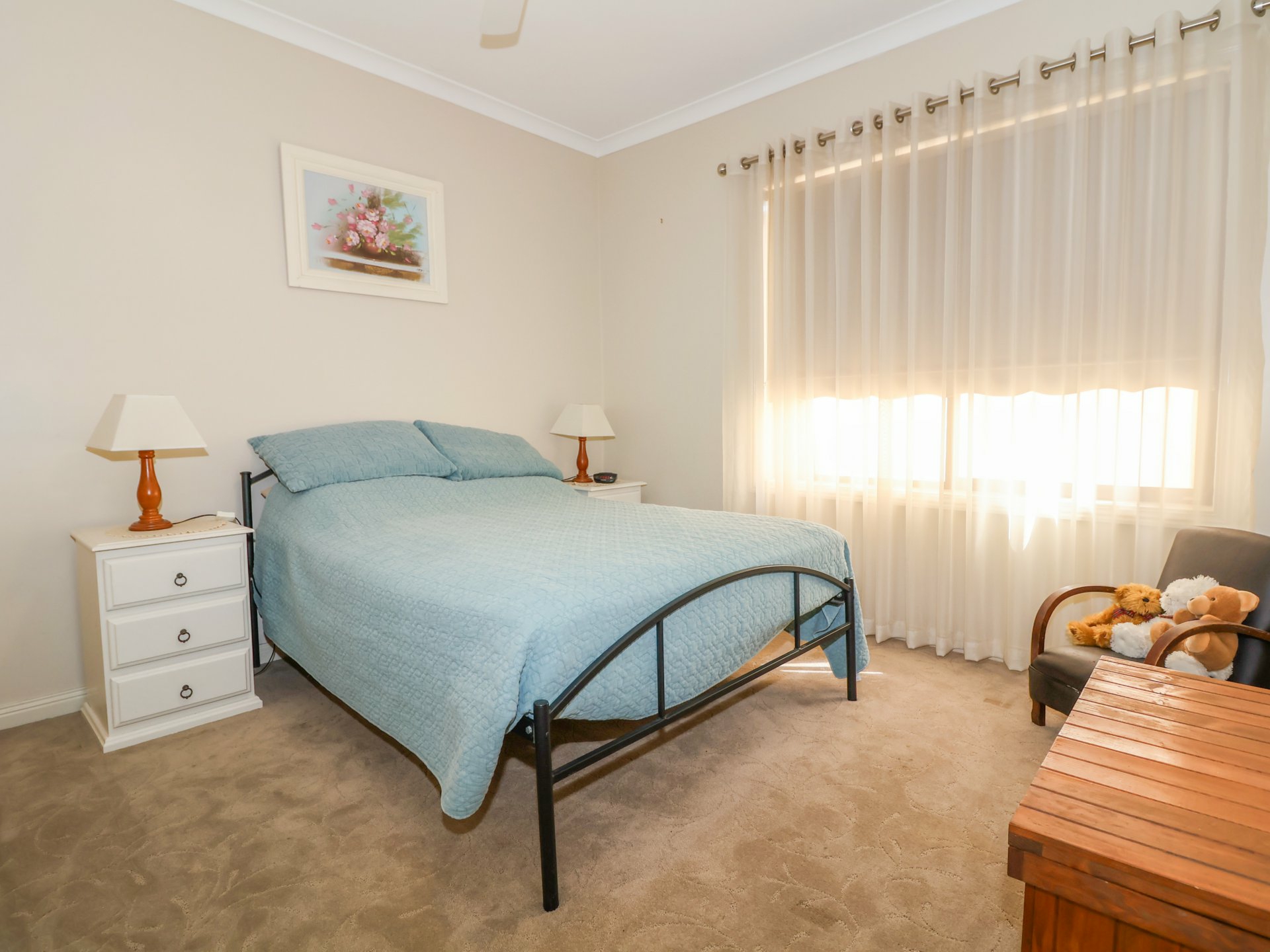 5 Kerang Street, LAKE BOGA