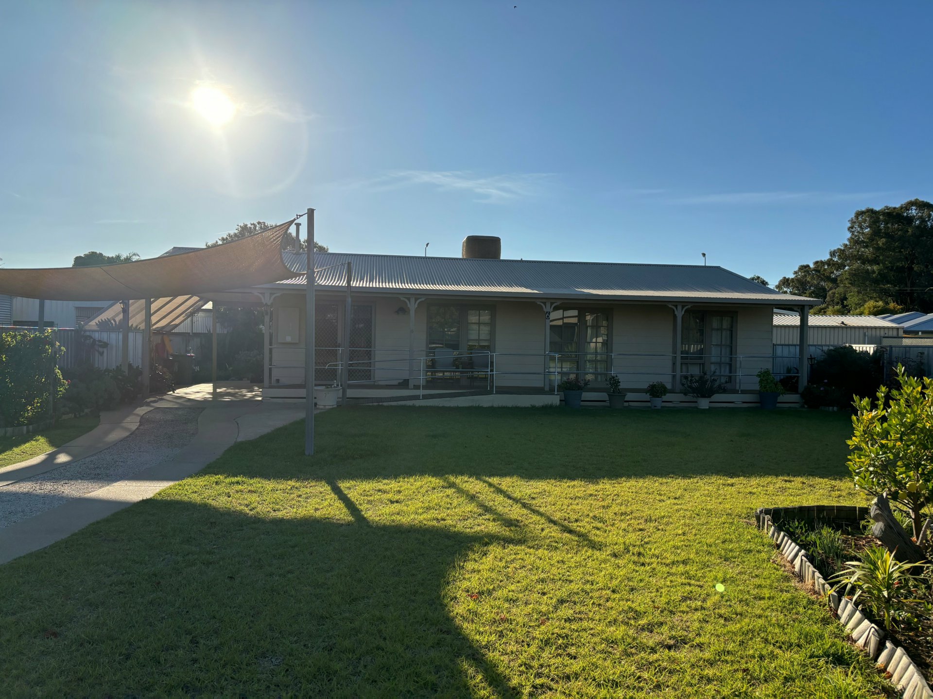 6 Wycombe Court, LAKE BOGA