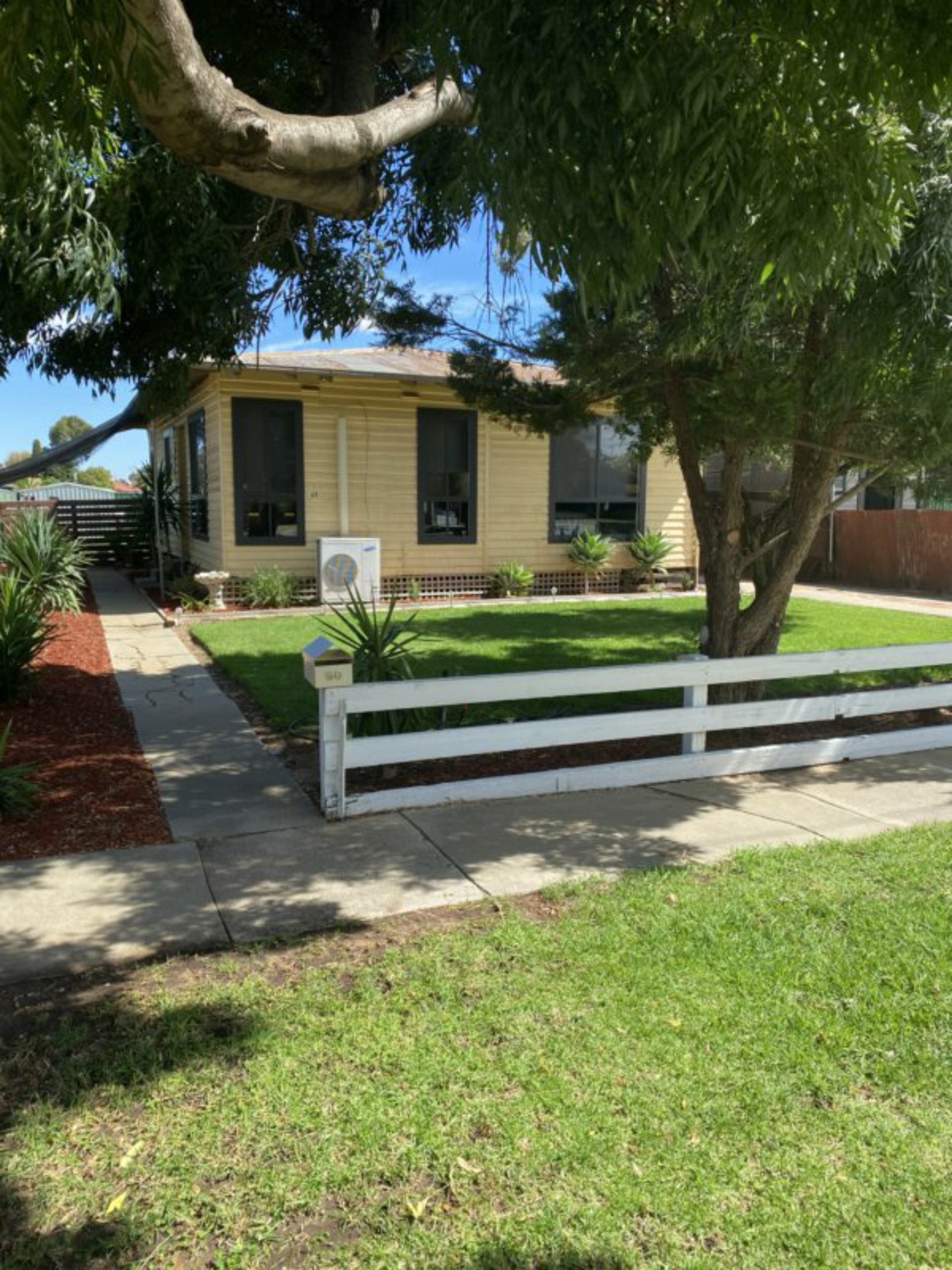 60 Stradbroke Avenue, SWAN HILL