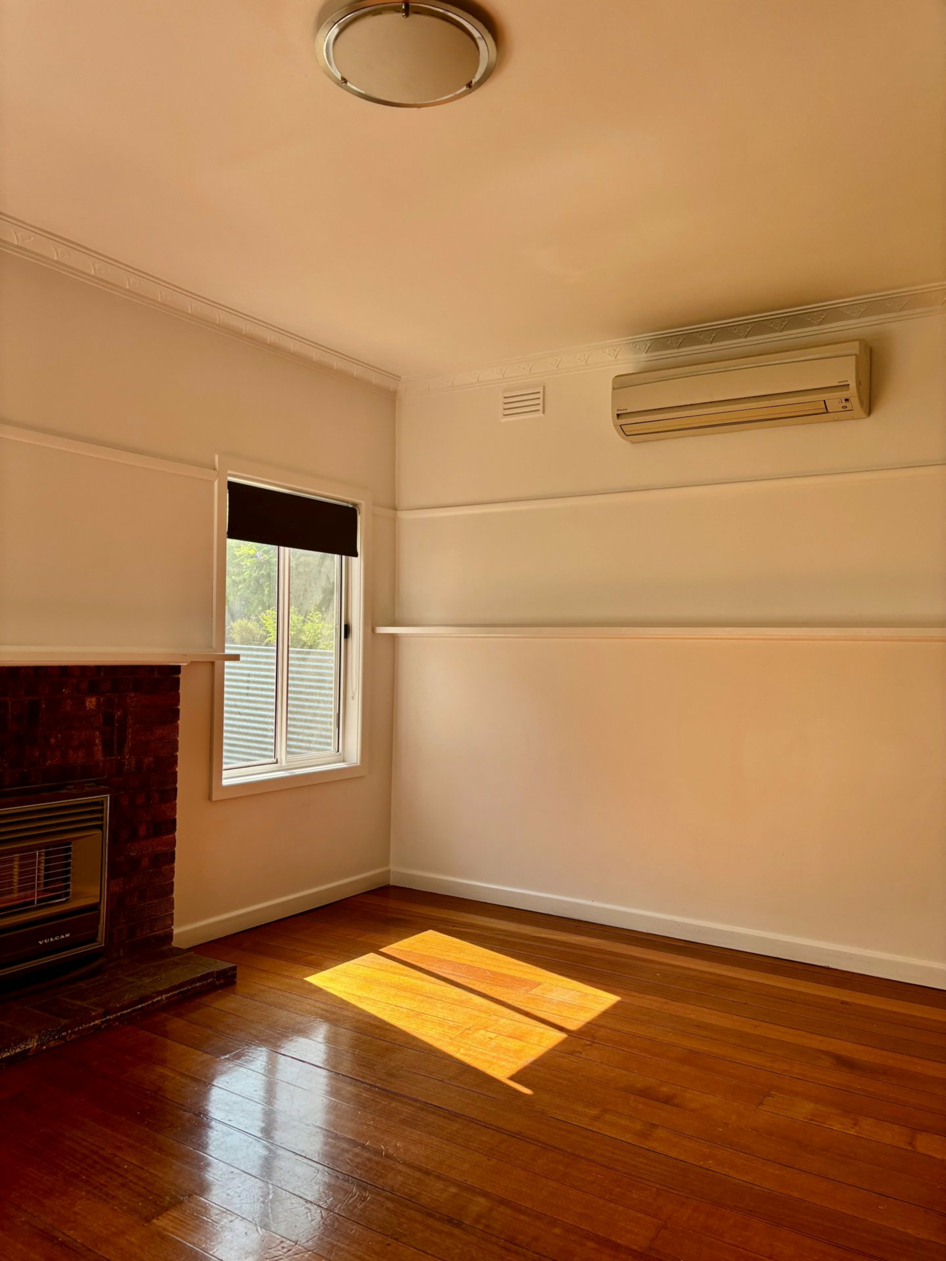 9 Marraboor Street — photo 5 of 14