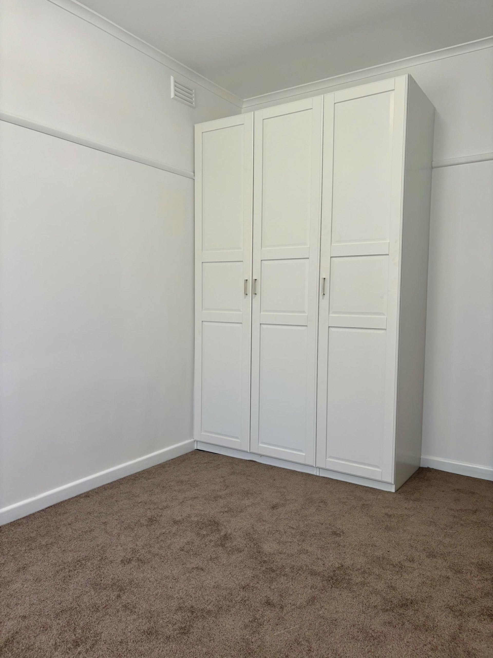 9 Marraboor Street — photo 10 of 14