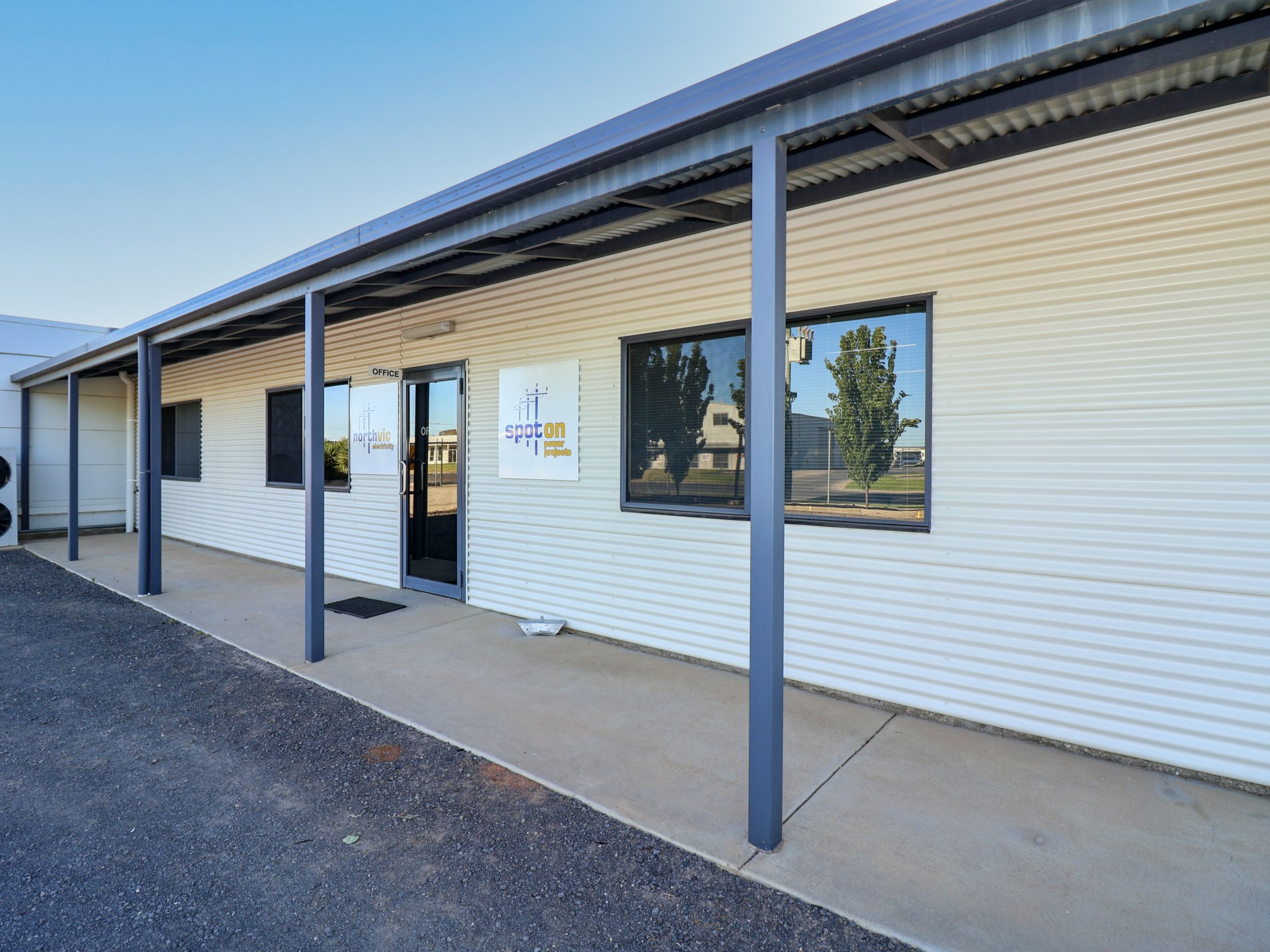 7 & 9 Jennings Road, SWAN HILL