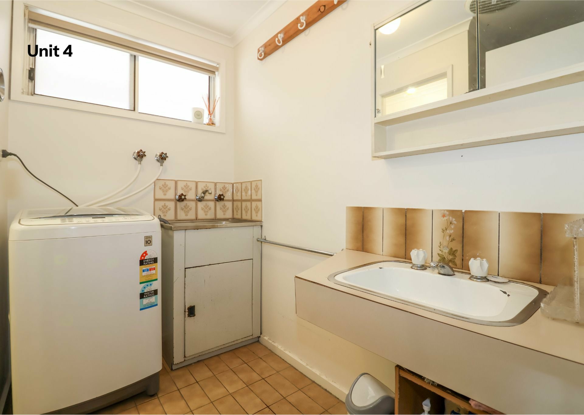Unit 2 & 4/22 Gray Street, SWAN HILL