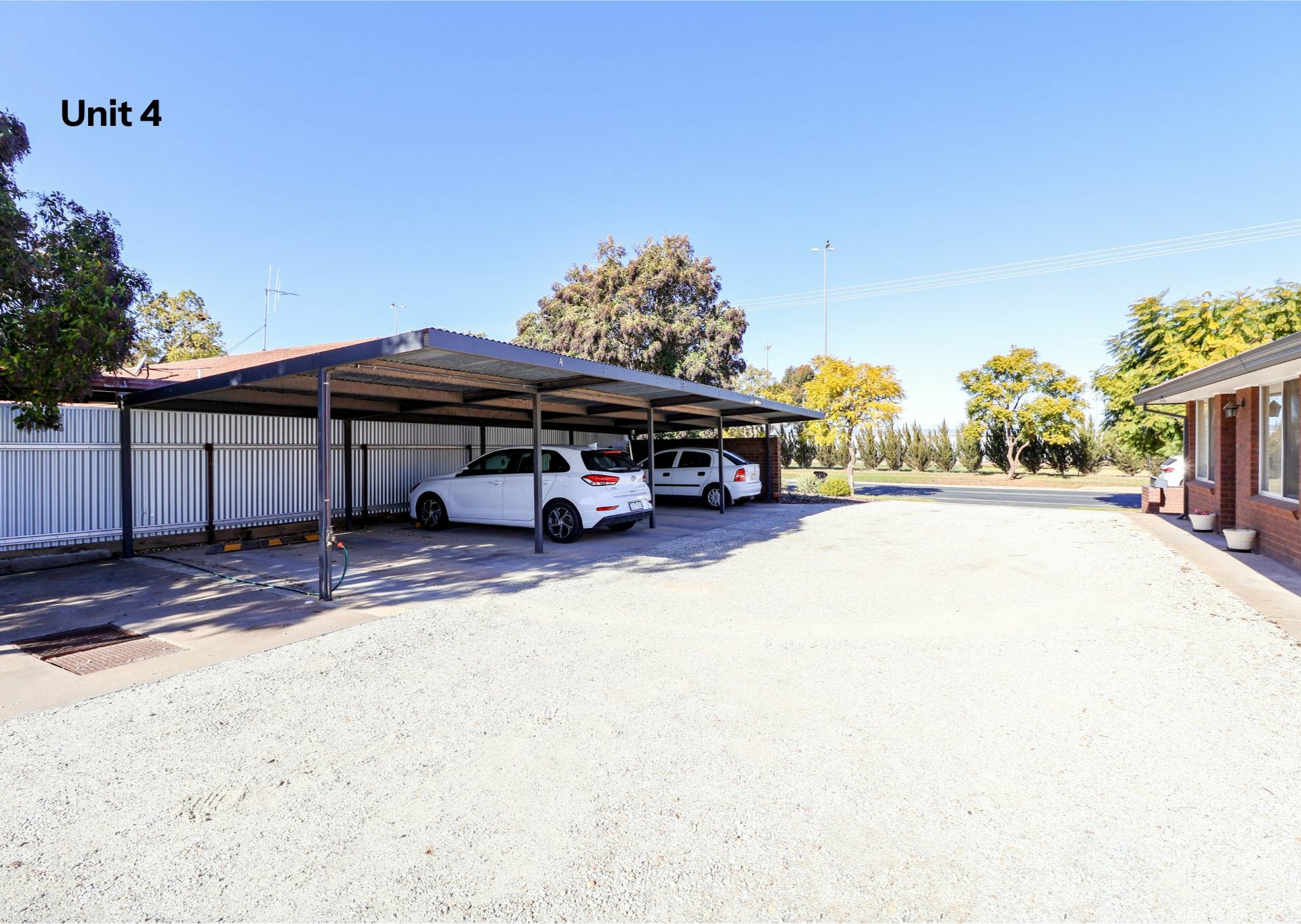 Unit 2 & 4/22 Gray Street, SWAN HILL