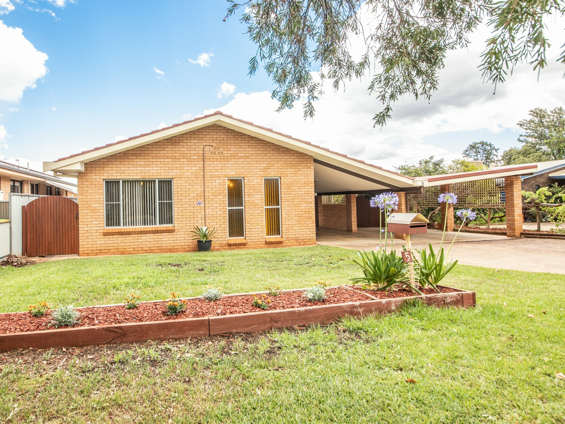 5 Lawson Street, DUBBO