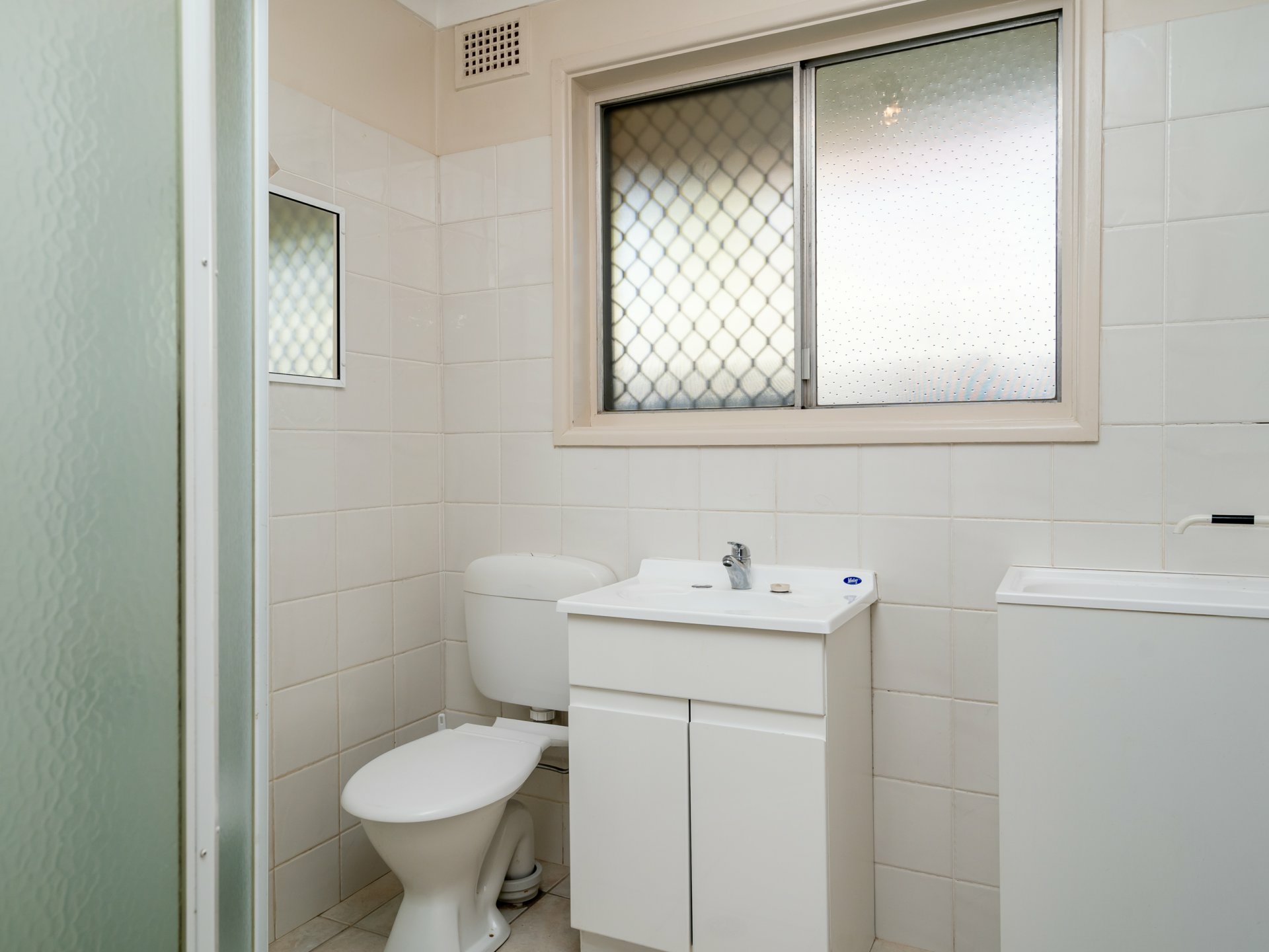 Unit 8/131-133 Dandaloo Street, NARROMINE