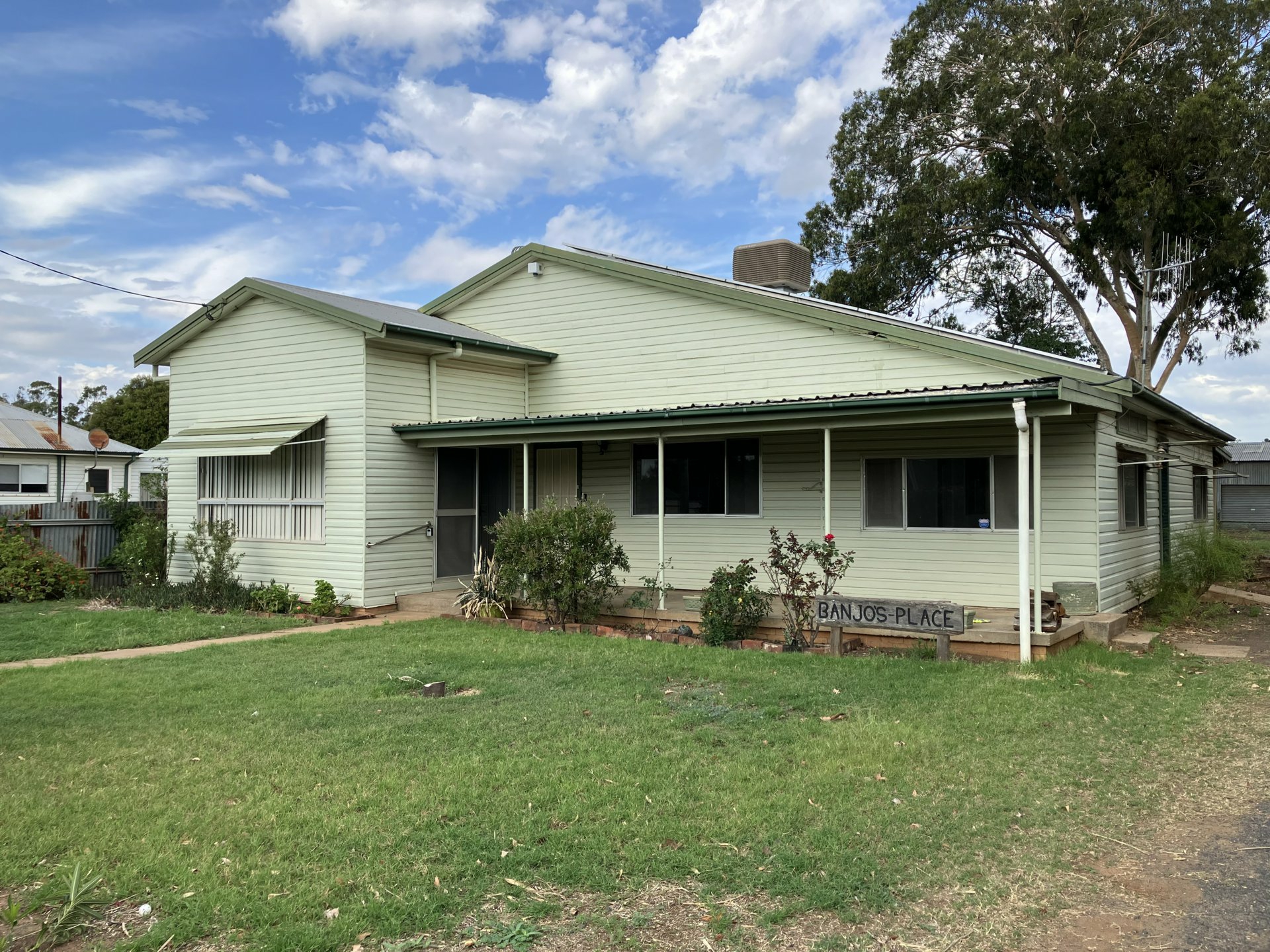 9 Station Street, GILGANDRA