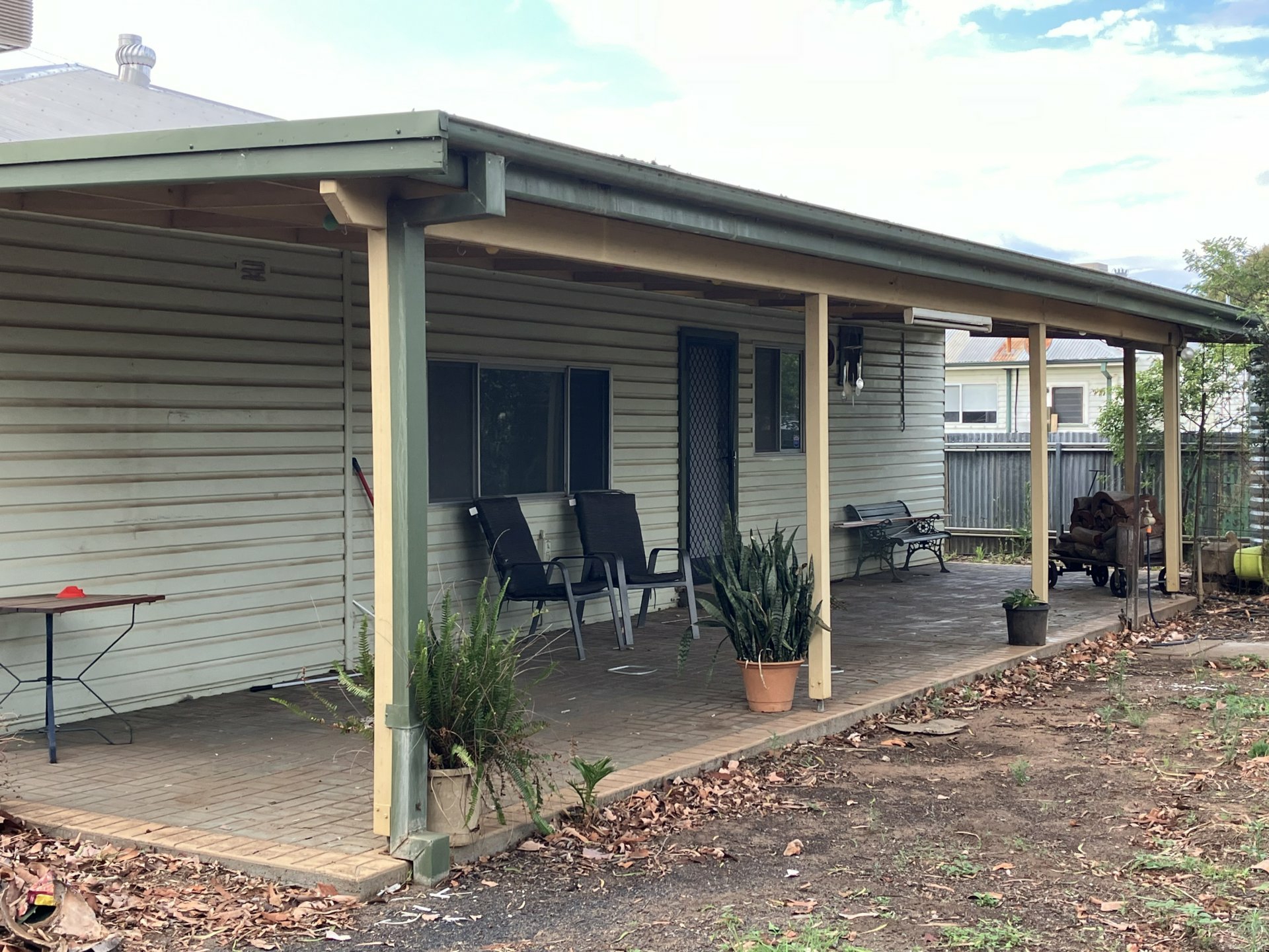 9 Station Street, GILGANDRA