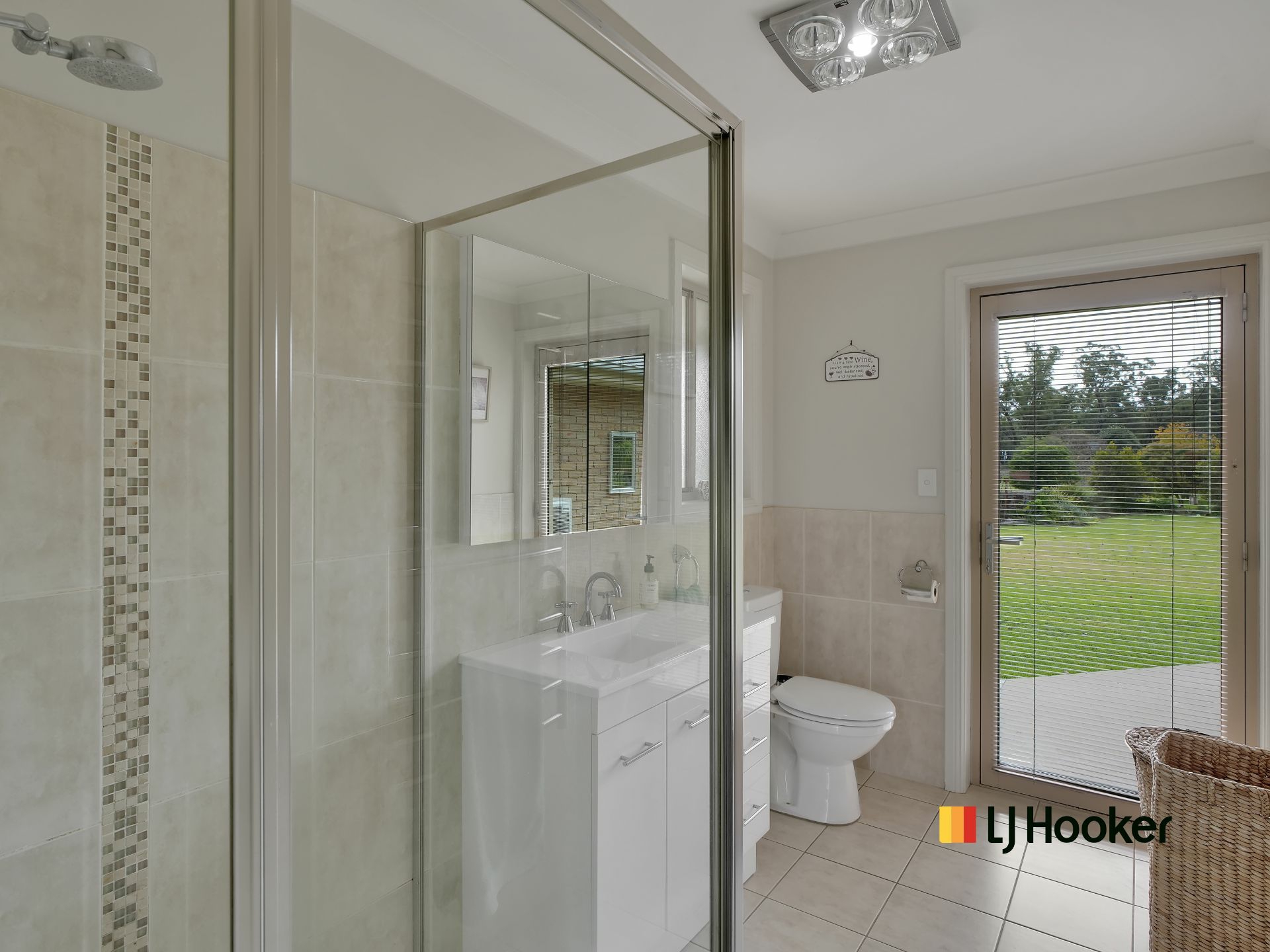 165 Villeneuve Drive — photo 11 of 30