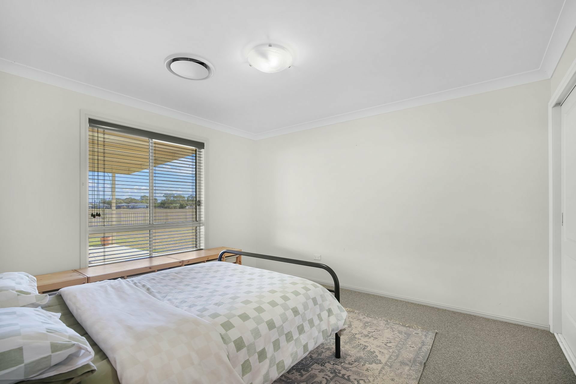 6 Redgum Place — photo 16 of 29
