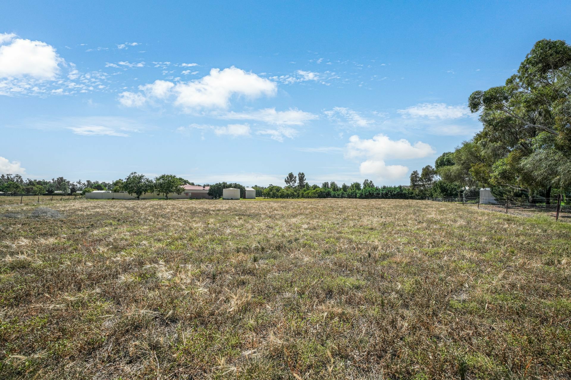 6 Redgum Place — photo 23 of 29