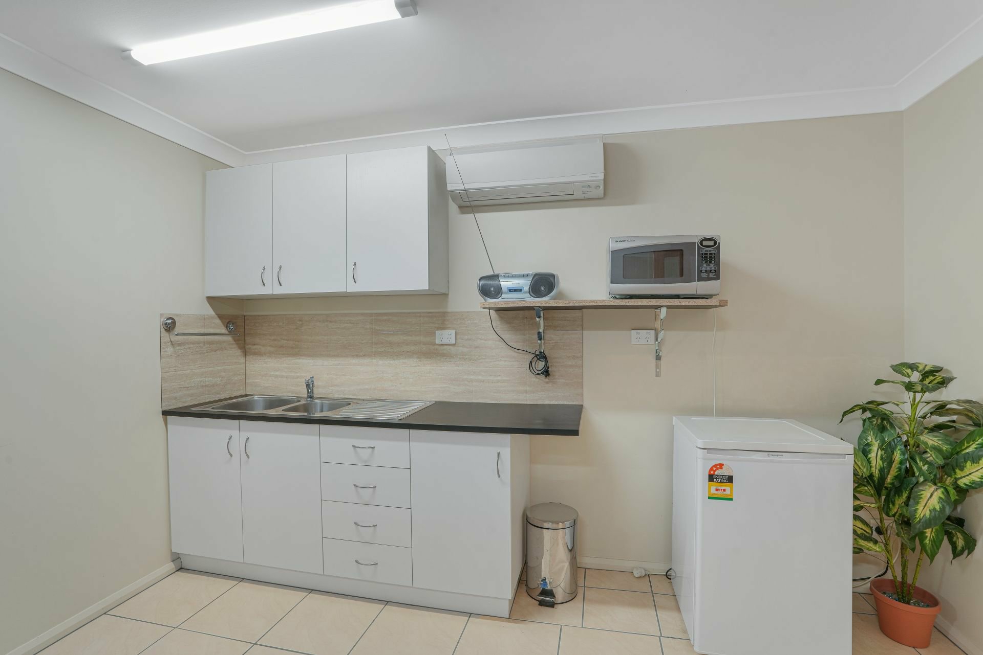 27 Bowden Fletcher Drive — photo 15 of 21