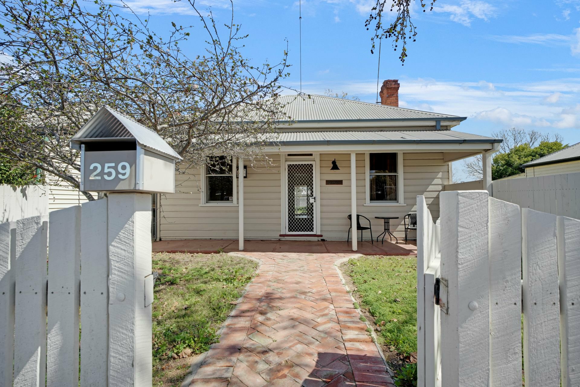 259 Darling Street — photo 4 of 17