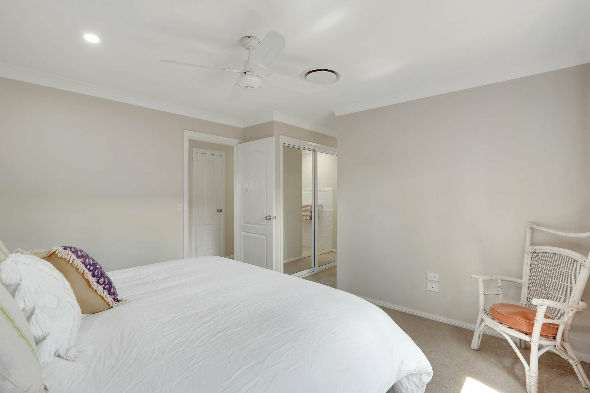 108 Temoin Street — photo 4 of 24