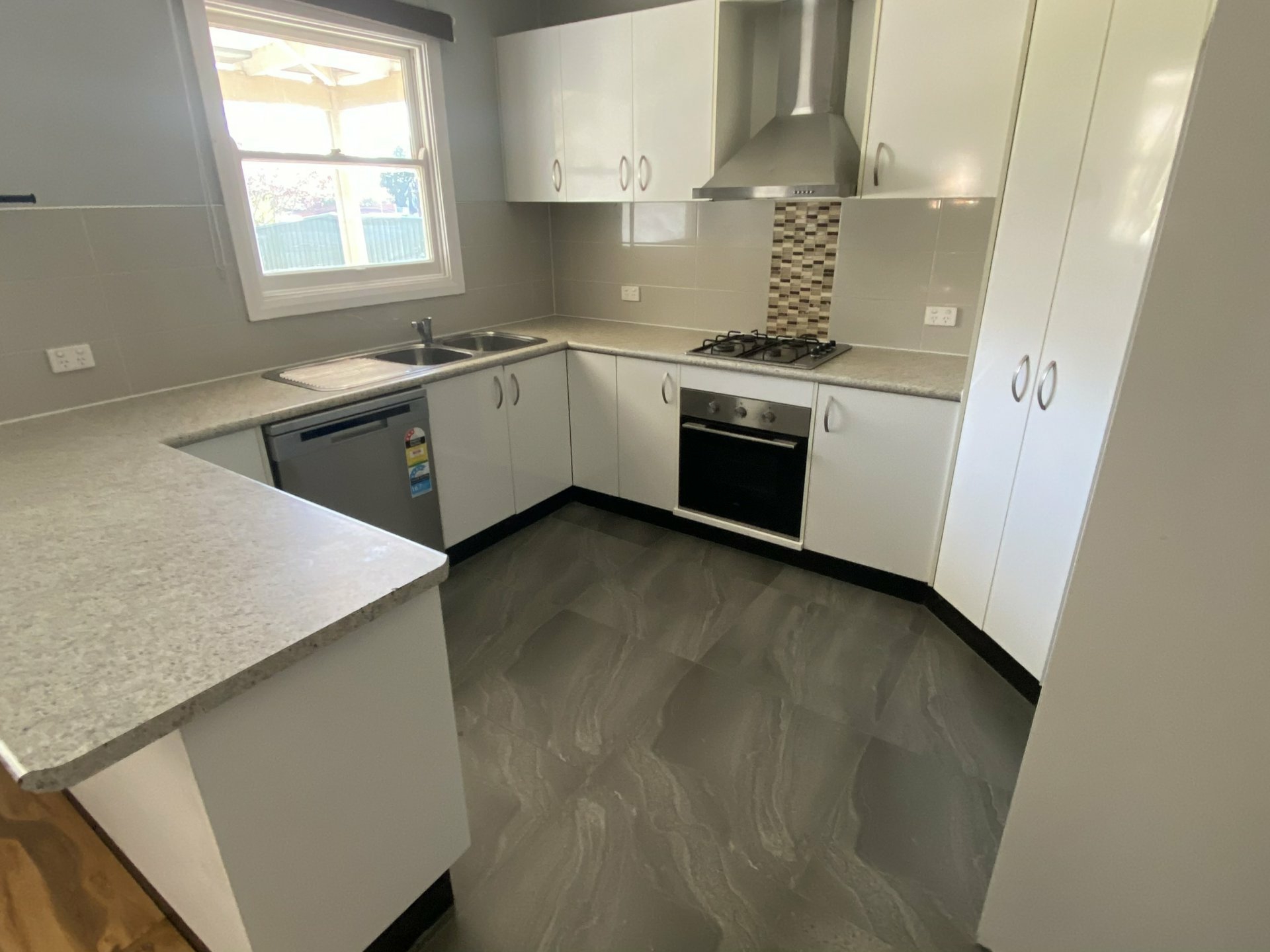 66 Whylandra Street — photo 6 of 12