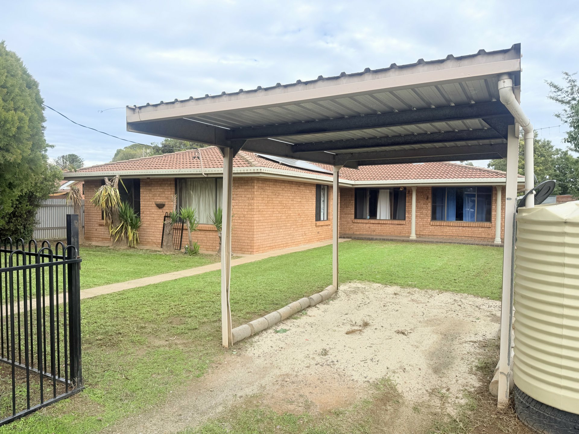 134 Murgah Street — photo from LJ Hooker Narromine