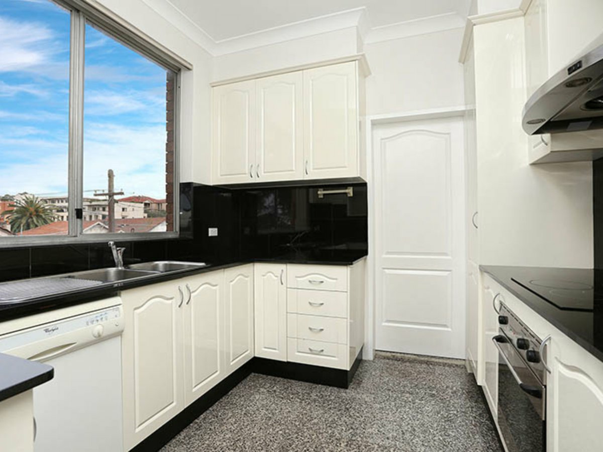 3/24-28 Empress Street, HURSTVILLE