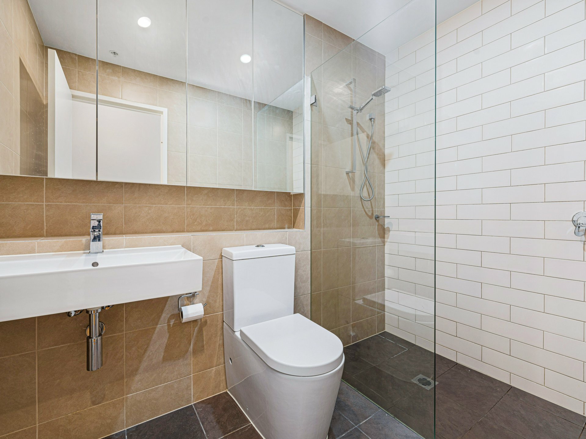 A401/433-439 Princes Highway, ROCKDALE