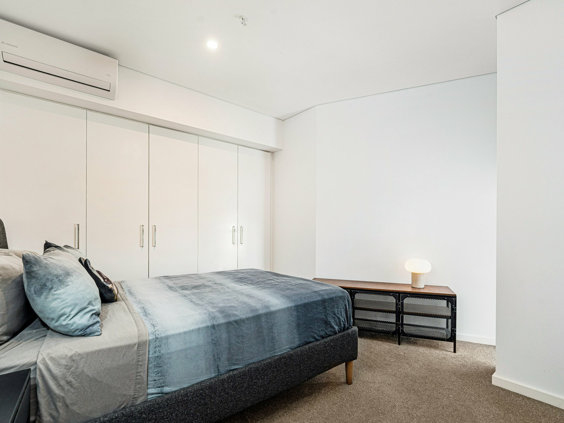 A401/433-439 Princes Highway, ROCKDALE