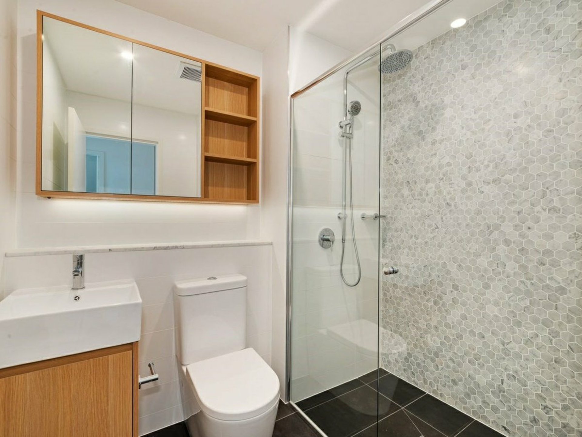 219/408 Victoria Rd, GLADESVILLE